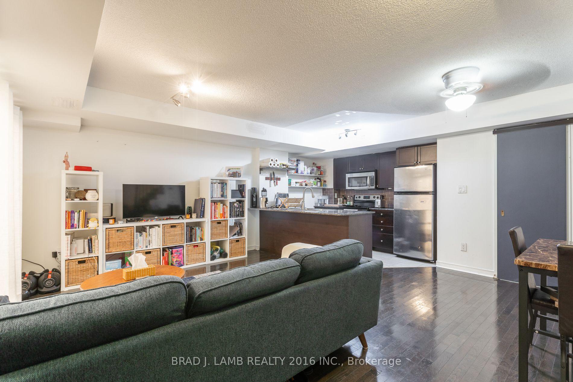 Photo 6 of Unit TH# 137, 25 Turntable Crescent, Toronto, Dovercourt-Wallace Emerson-Junction — HOMEH