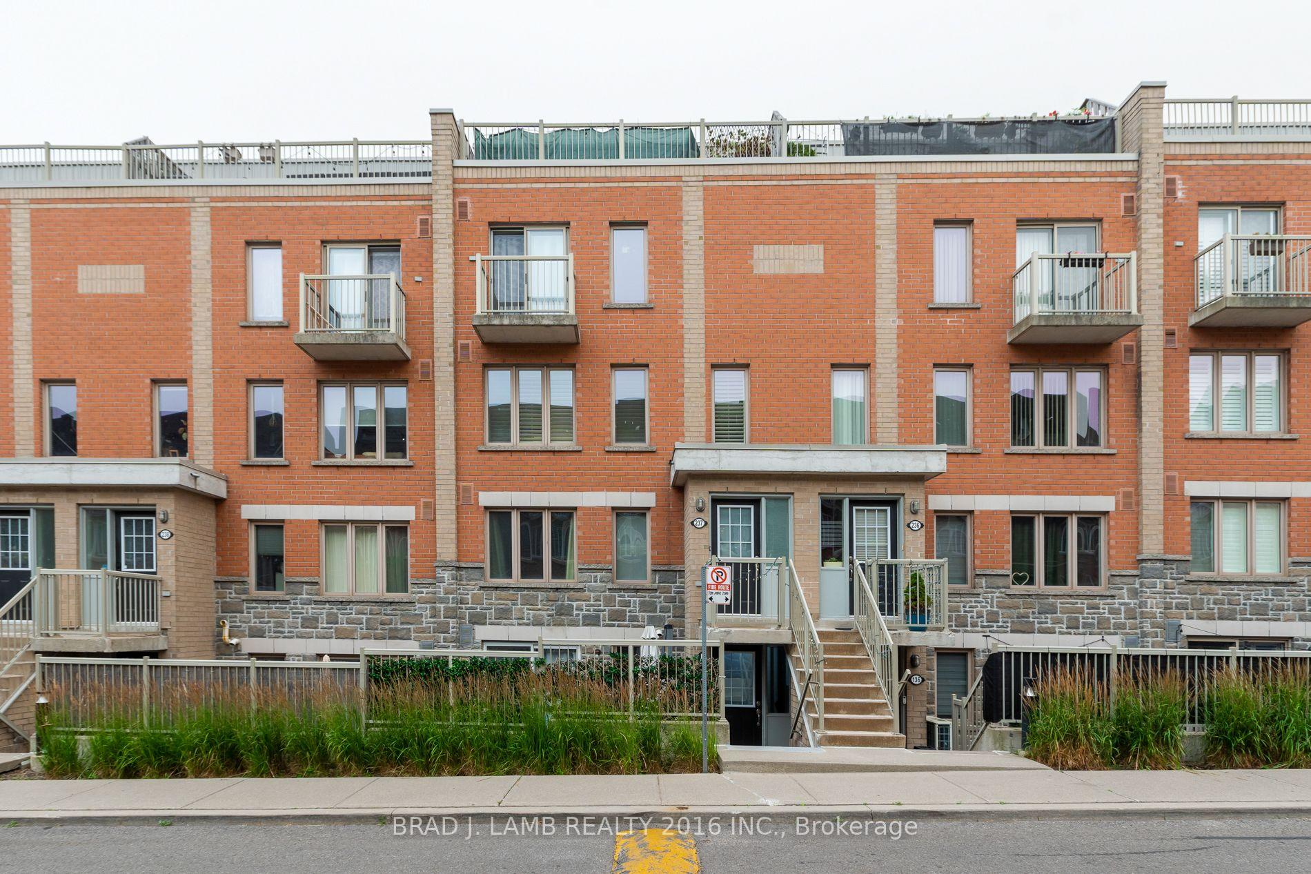 Photo 11 of Unit TH# 137, 25 Turntable Crescent, Toronto, Dovercourt-Wallace Emerson-Junction — HOMEH