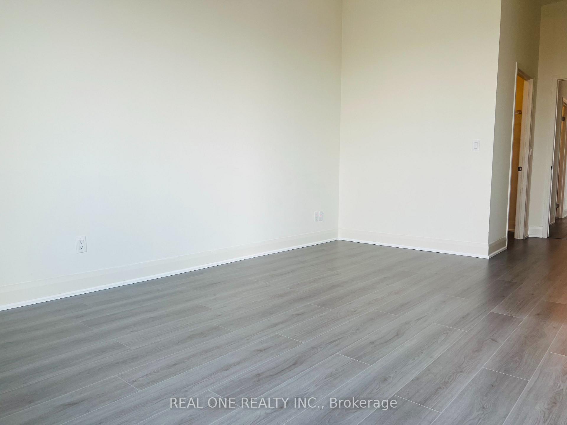 Photo 11 of Unit 505, 2900 Highway 7 West, Vaughan, Vaughan Corporate Centre — HOMEH