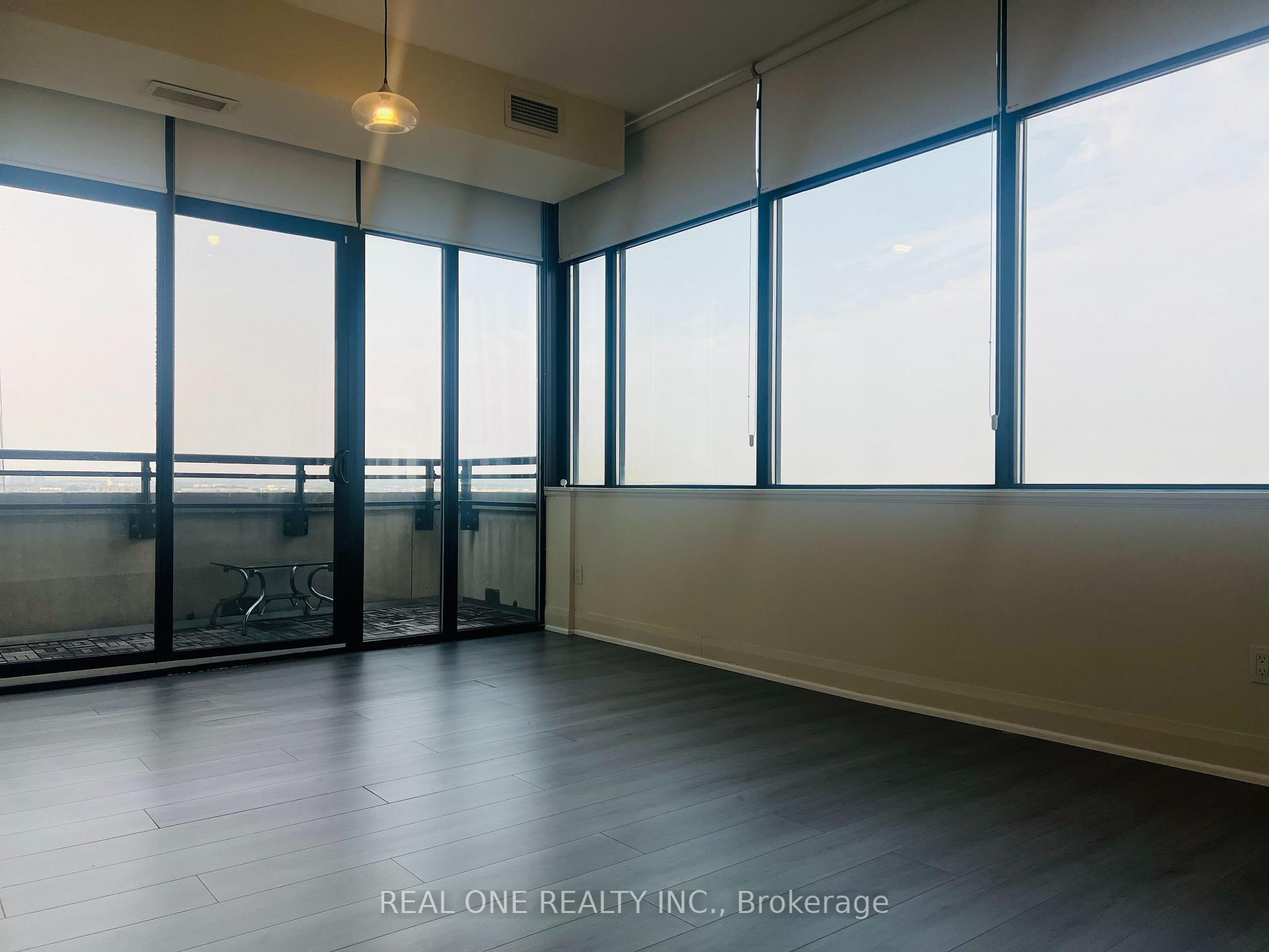 Photo 13 of Unit 505, 2900 Highway 7 West, Vaughan, Vaughan Corporate Centre — HOMEH