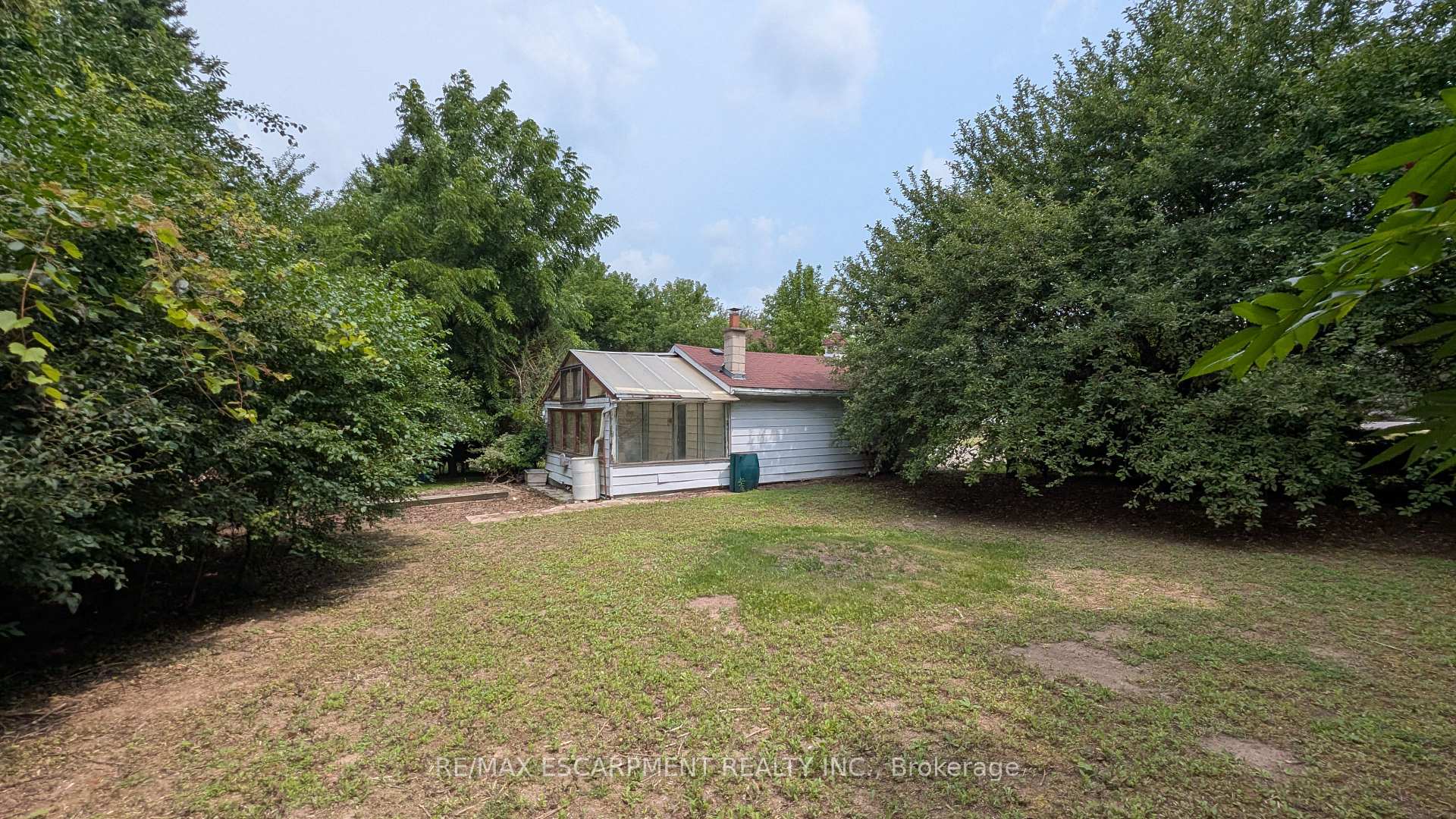 Photo 15 of 127 Brant Road, Brant, Paris — HOMEH