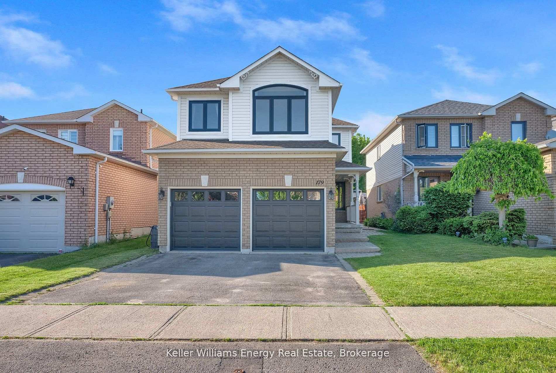 Photo 2 of 179 Wilkins Crescent, Clarington, Courtice — HOMEH