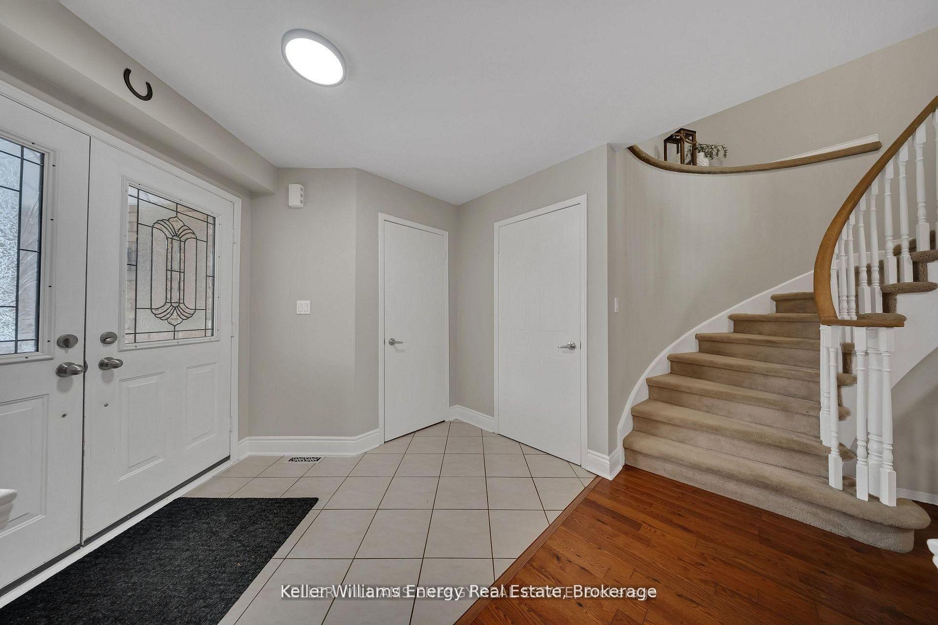 Photo 4 of 179 Wilkins Crescent, Clarington, Courtice — HOMEH