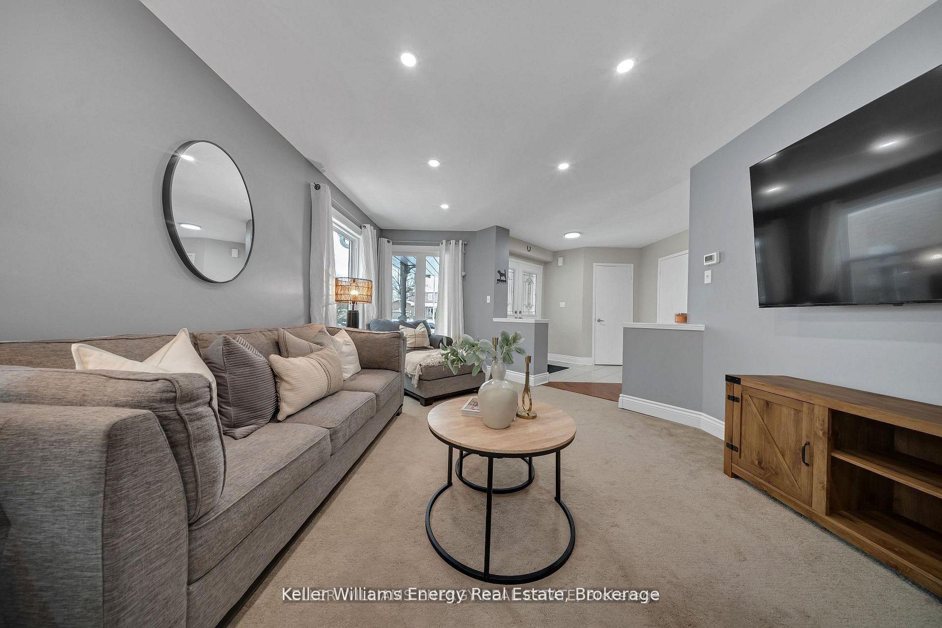 Photo 13 of 179 Wilkins Crescent, Clarington, Courtice — HOMEH