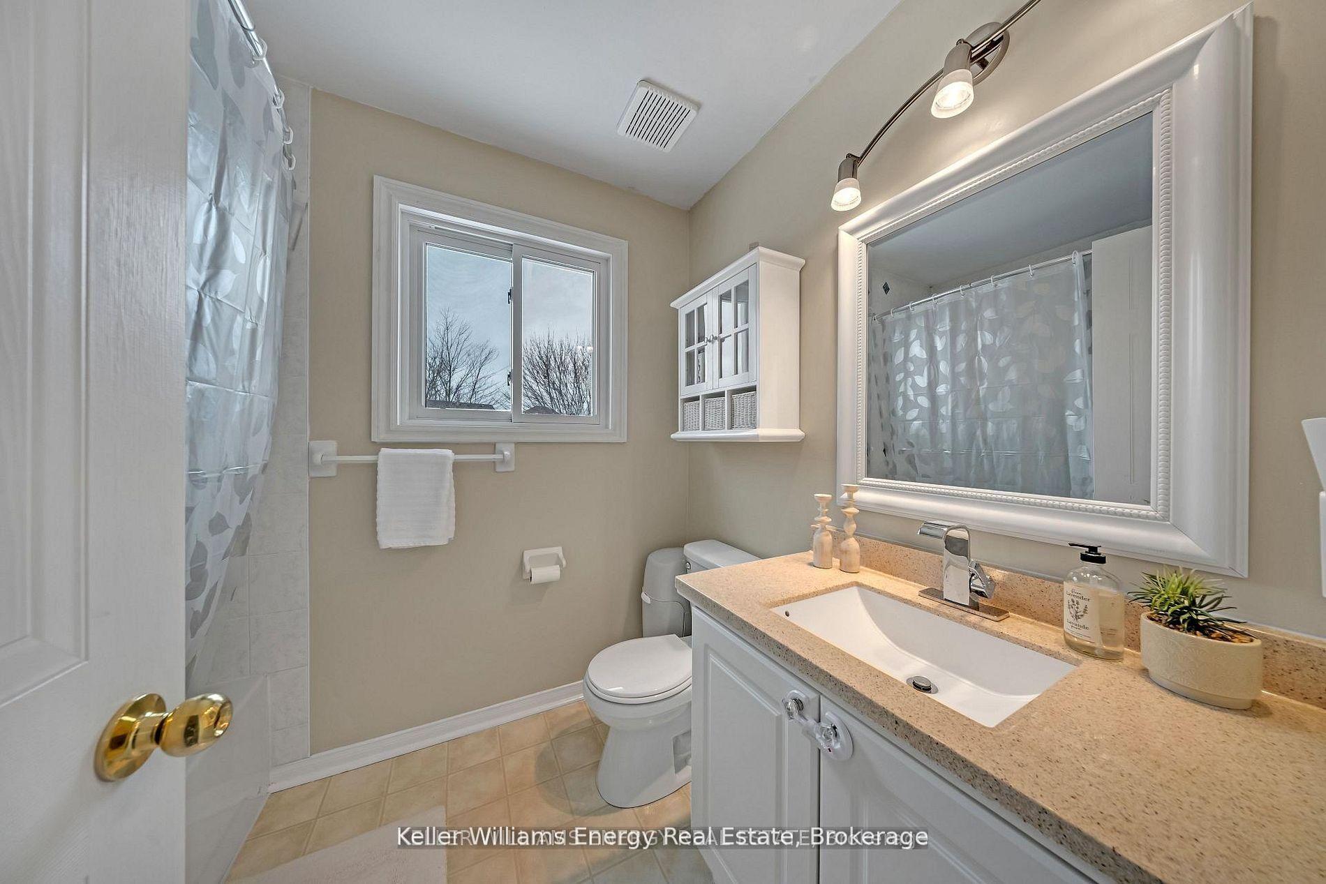 Photo 37 of 179 Wilkins Crescent, Clarington, Courtice — HOMEH