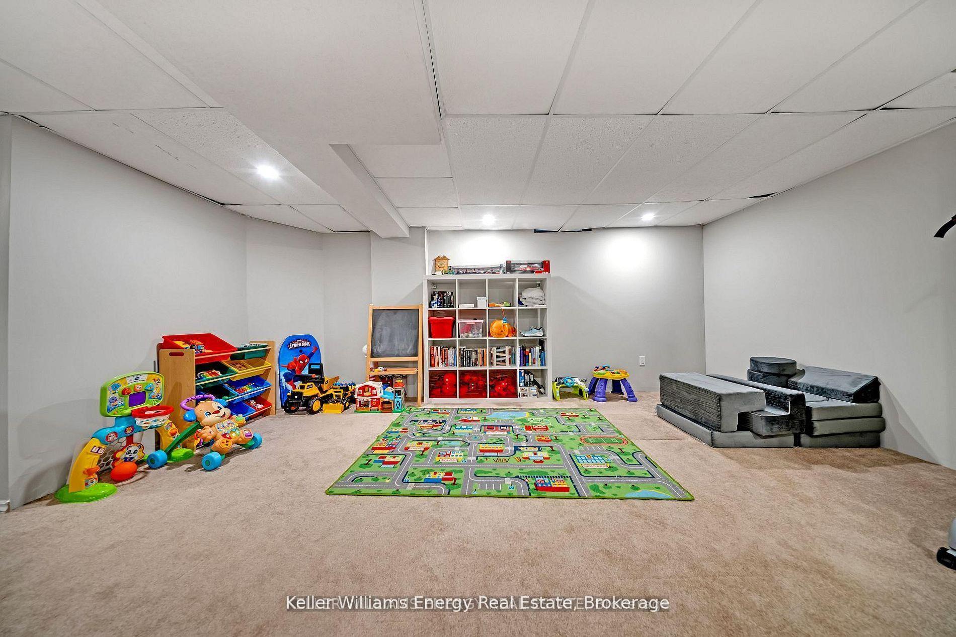 Photo 43 of 179 Wilkins Crescent, Clarington, Courtice — HOMEH
