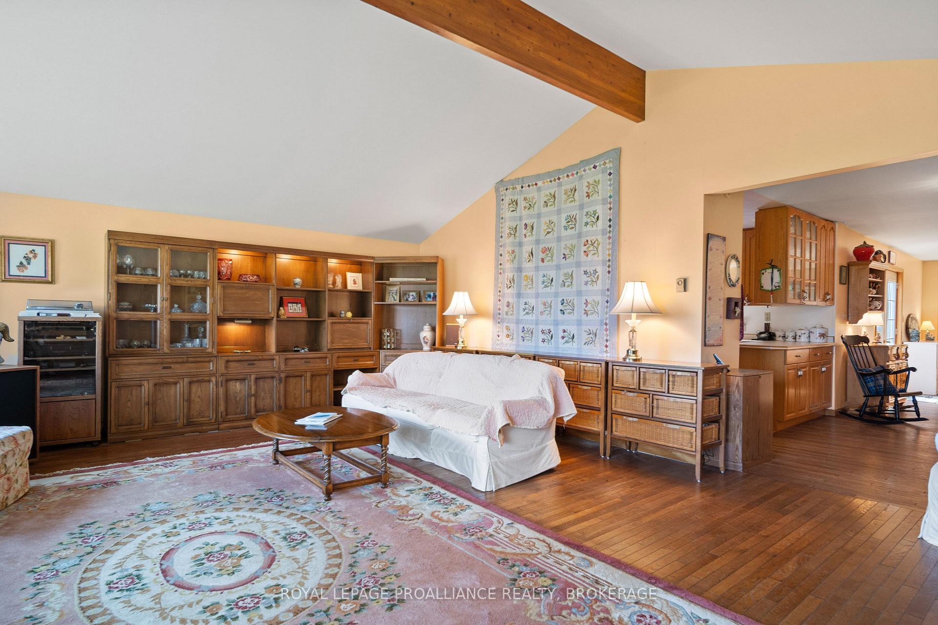 Photo 8 of 1039 96 Highway, Frontenac Islands, Wolfe Island — HOMEH