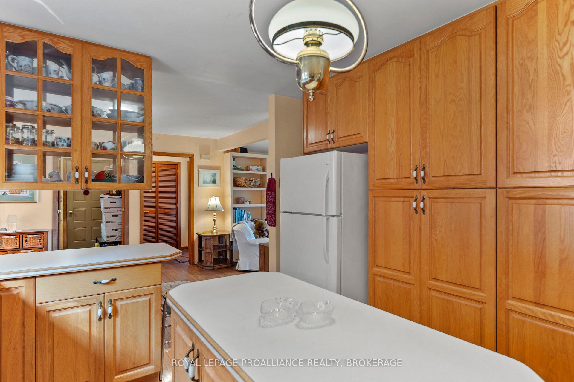 Photo 16 of 1039 96 Highway, Frontenac Islands, Wolfe Island — HOMEH