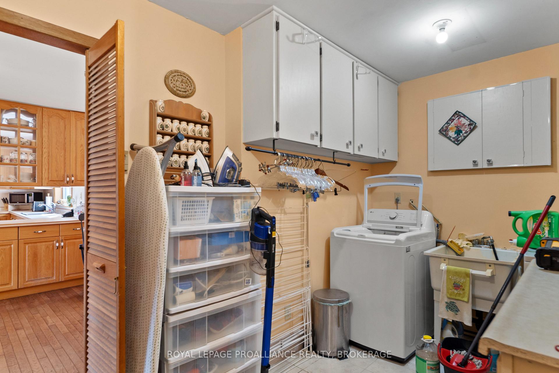 Photo 28 of 1039 96 Highway, Frontenac Islands, Wolfe Island — HOMEH
