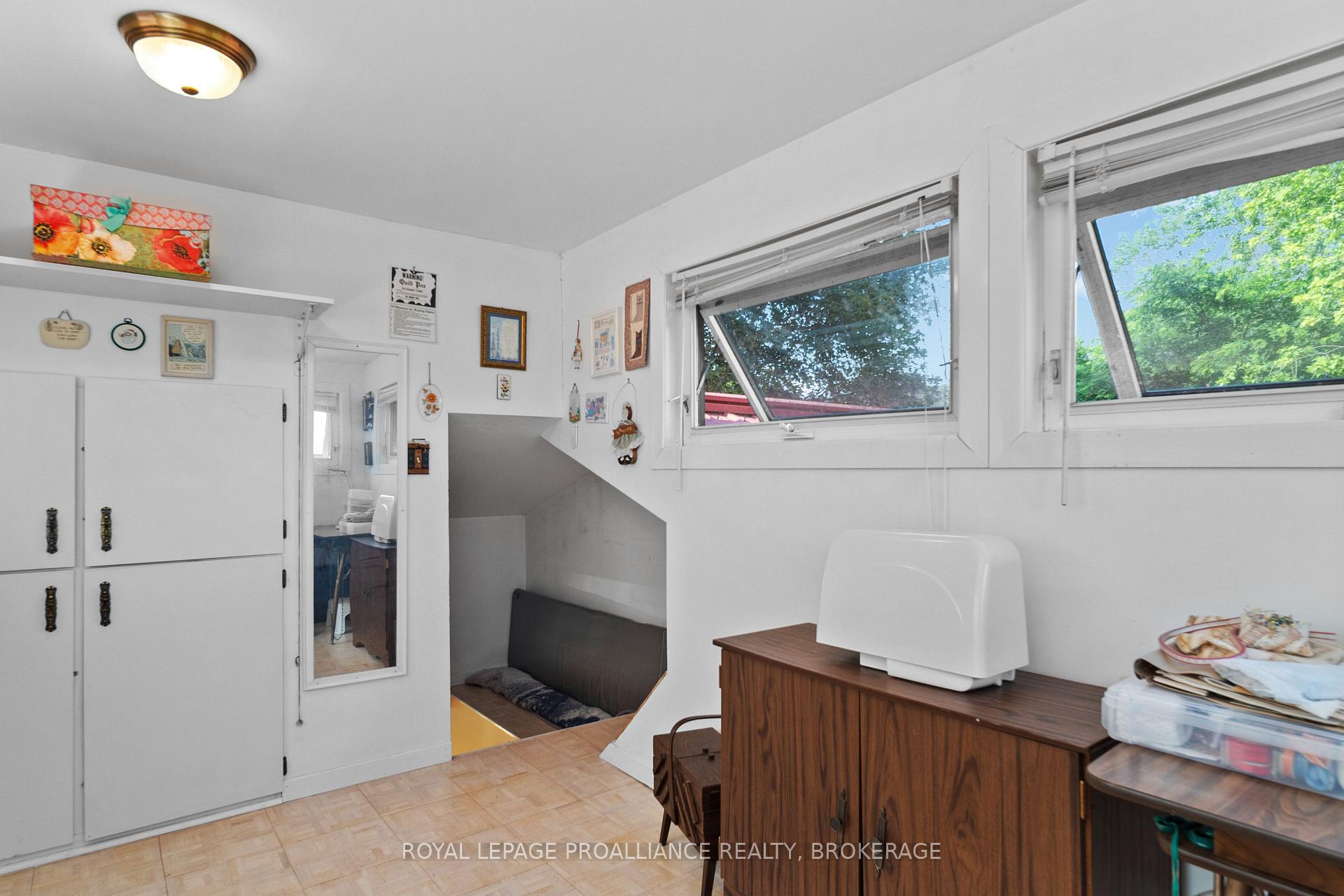 Photo 30 of 1039 96 Highway, Frontenac Islands, Wolfe Island — HOMEH
