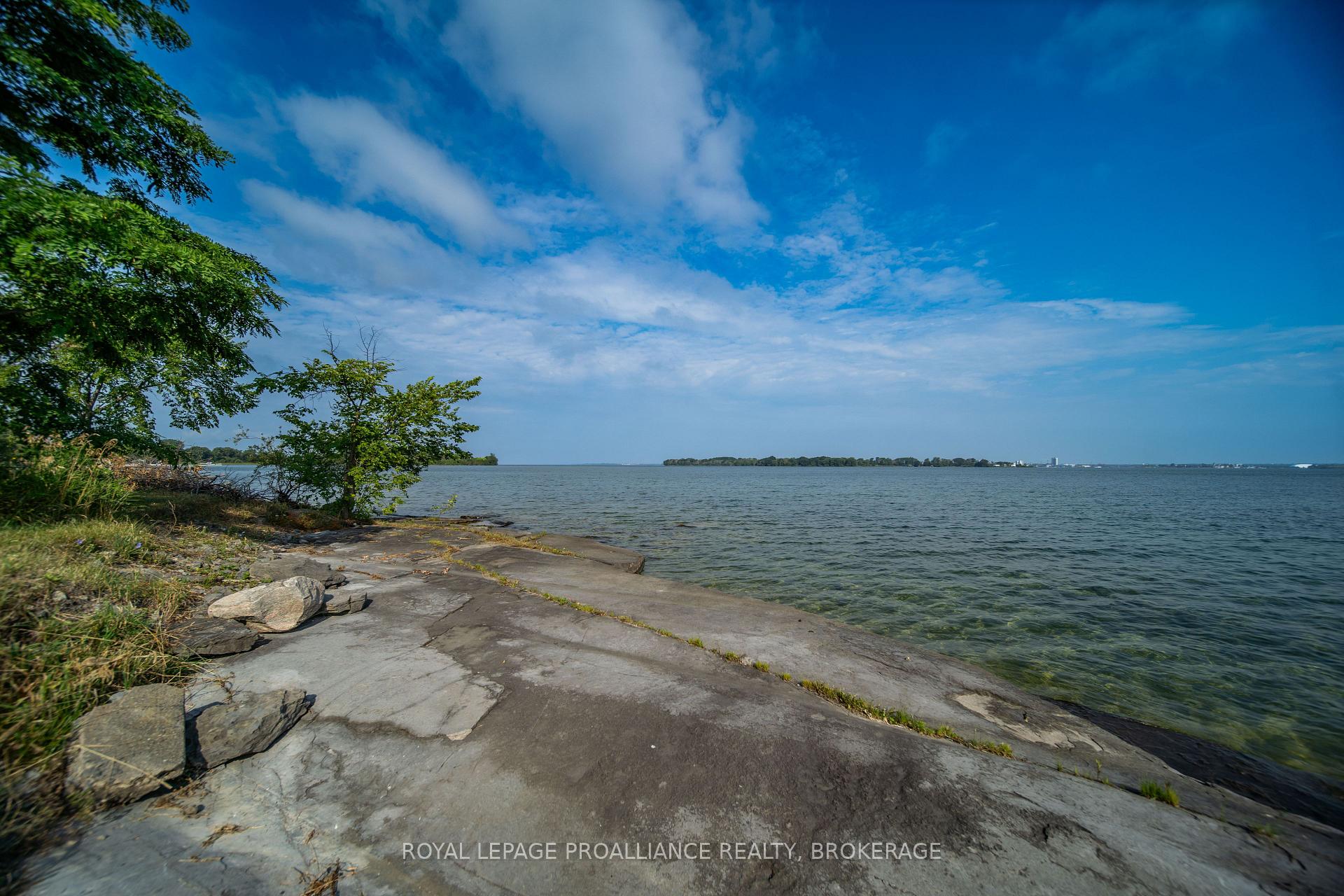 Photo 41 of 1039 96 Highway, Frontenac Islands, Wolfe Island — HOMEH