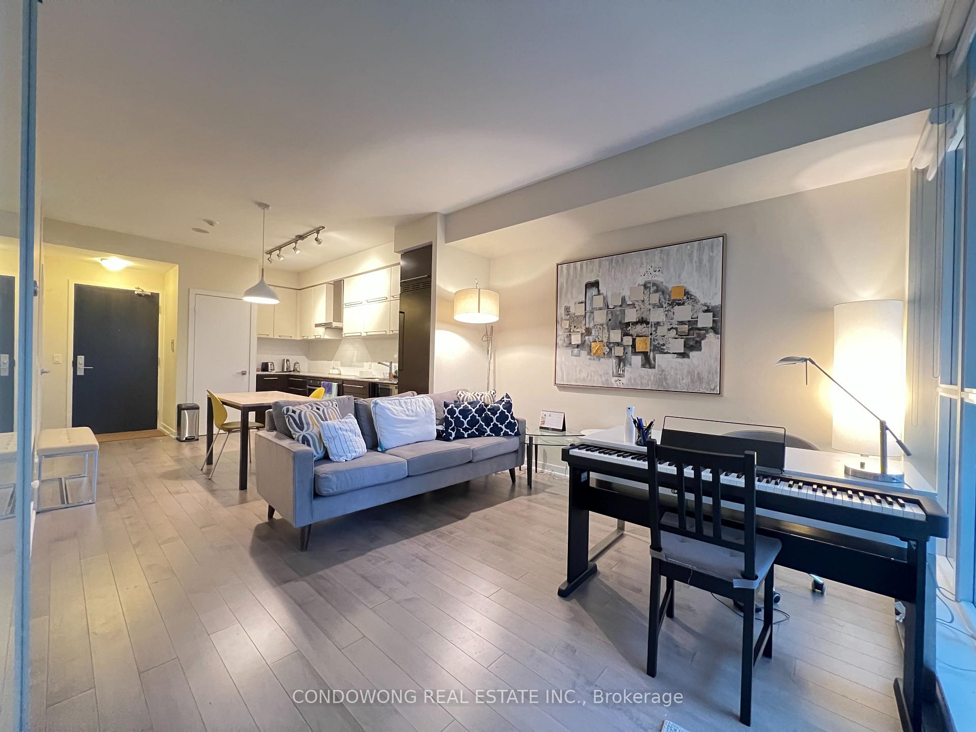 Photo 4 of Unit 1803, 770 Bay Street, Toronto, Bay Street Corridor — HOMEH
