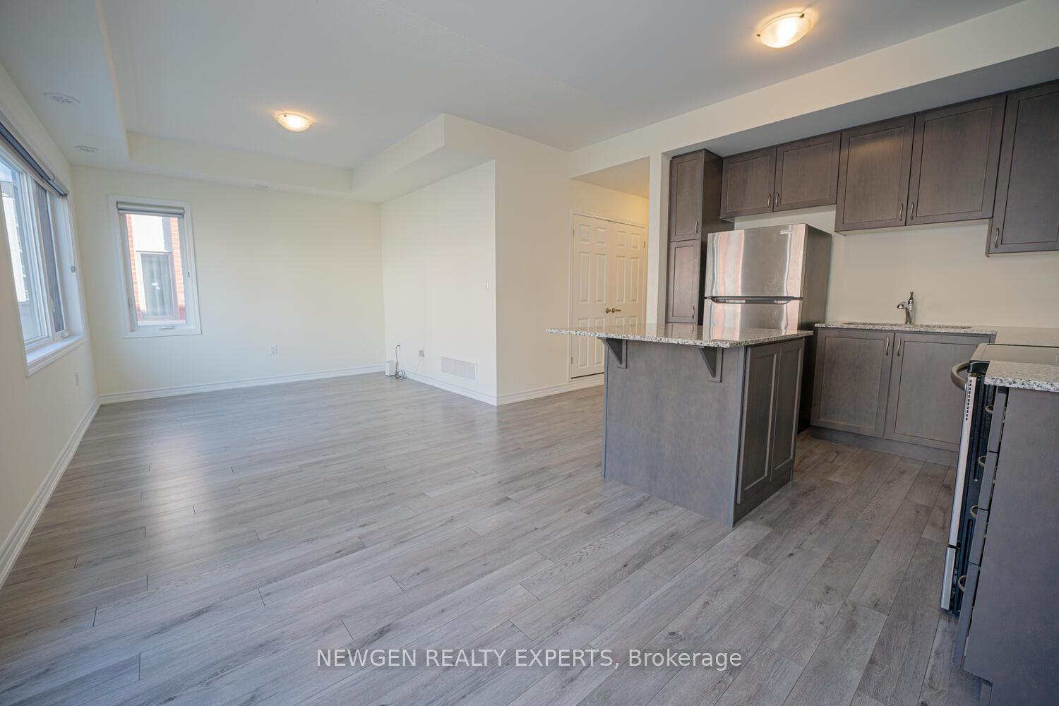 Photo 5 of Unit 13, 240 Lagerfeld Drive, Brampton, Northwest Brampton — HOMEH