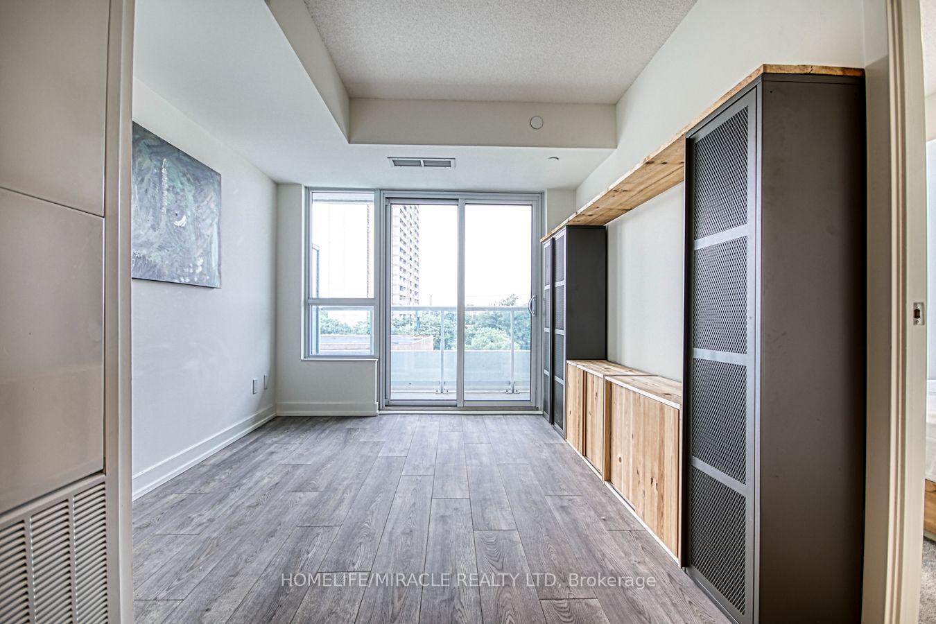 Photo 2 of Unit 402, 10 Wilby Crescent, North York, Weston — HOMEH