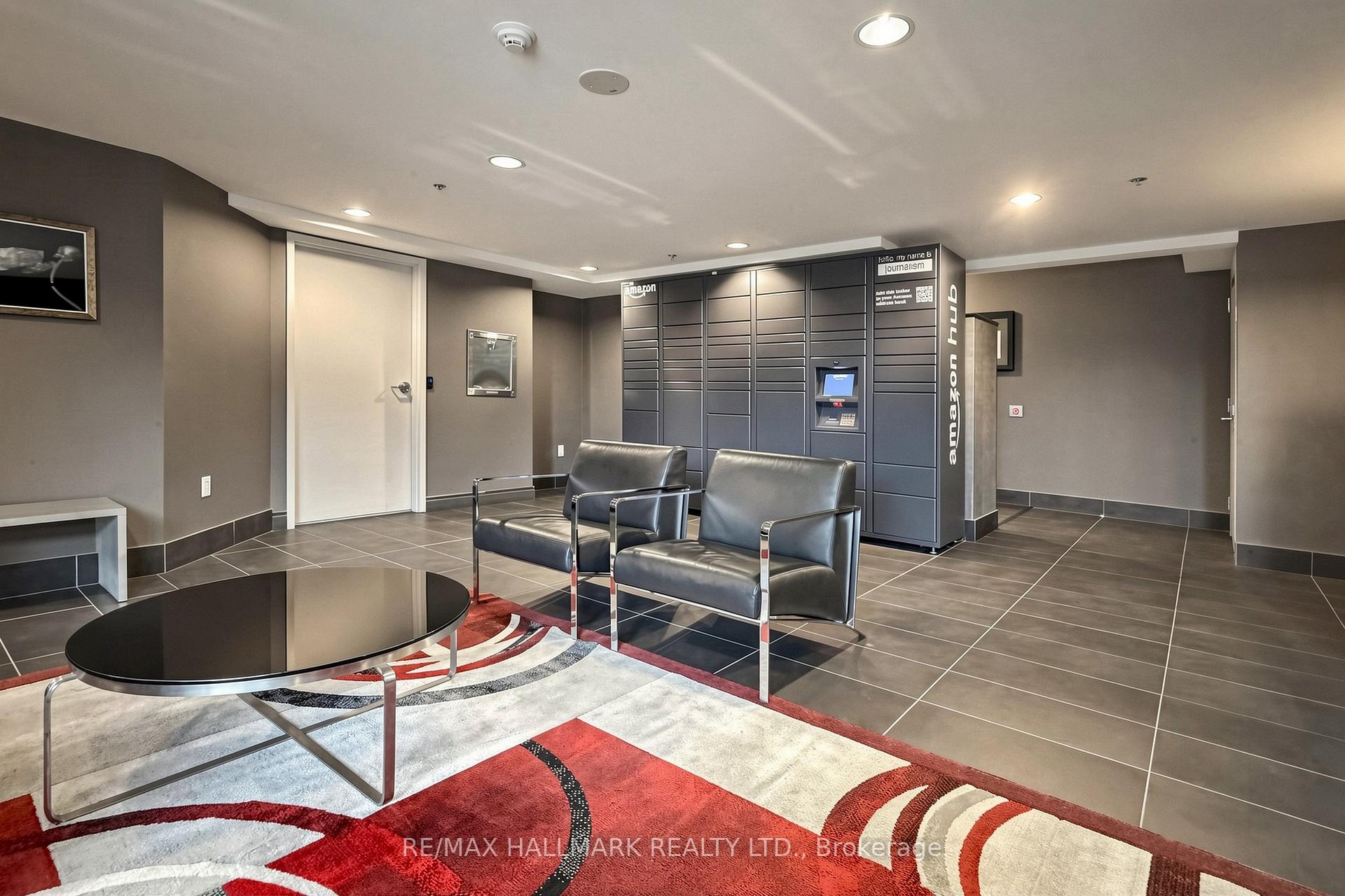 Photo 6 of Unit 1119, 812 Lansdowne Avenue, Toronto, Dovercourt-Wallace Emerson-Junction — HOMEH