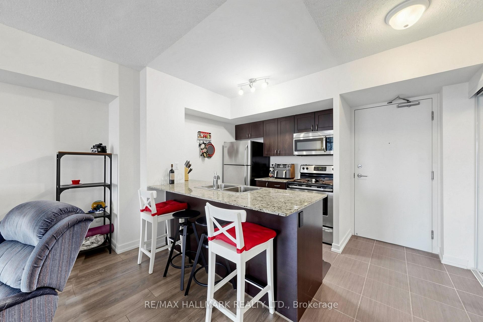 Photo 14 of Unit 1119, 812 Lansdowne Avenue, Toronto, Dovercourt-Wallace Emerson-Junction — HOMEH