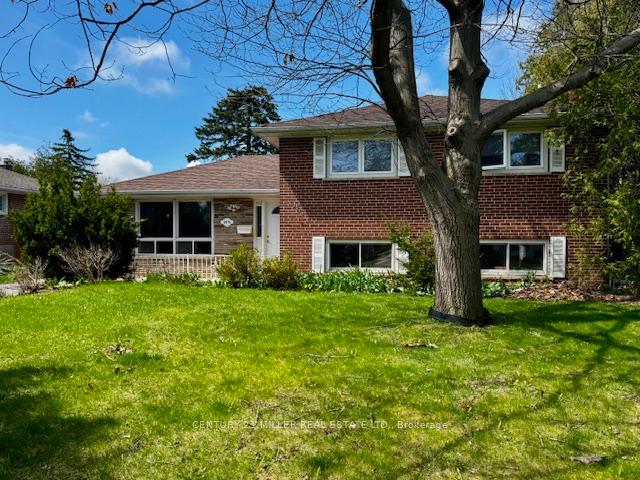 Front of 2075 Seabrook Drive