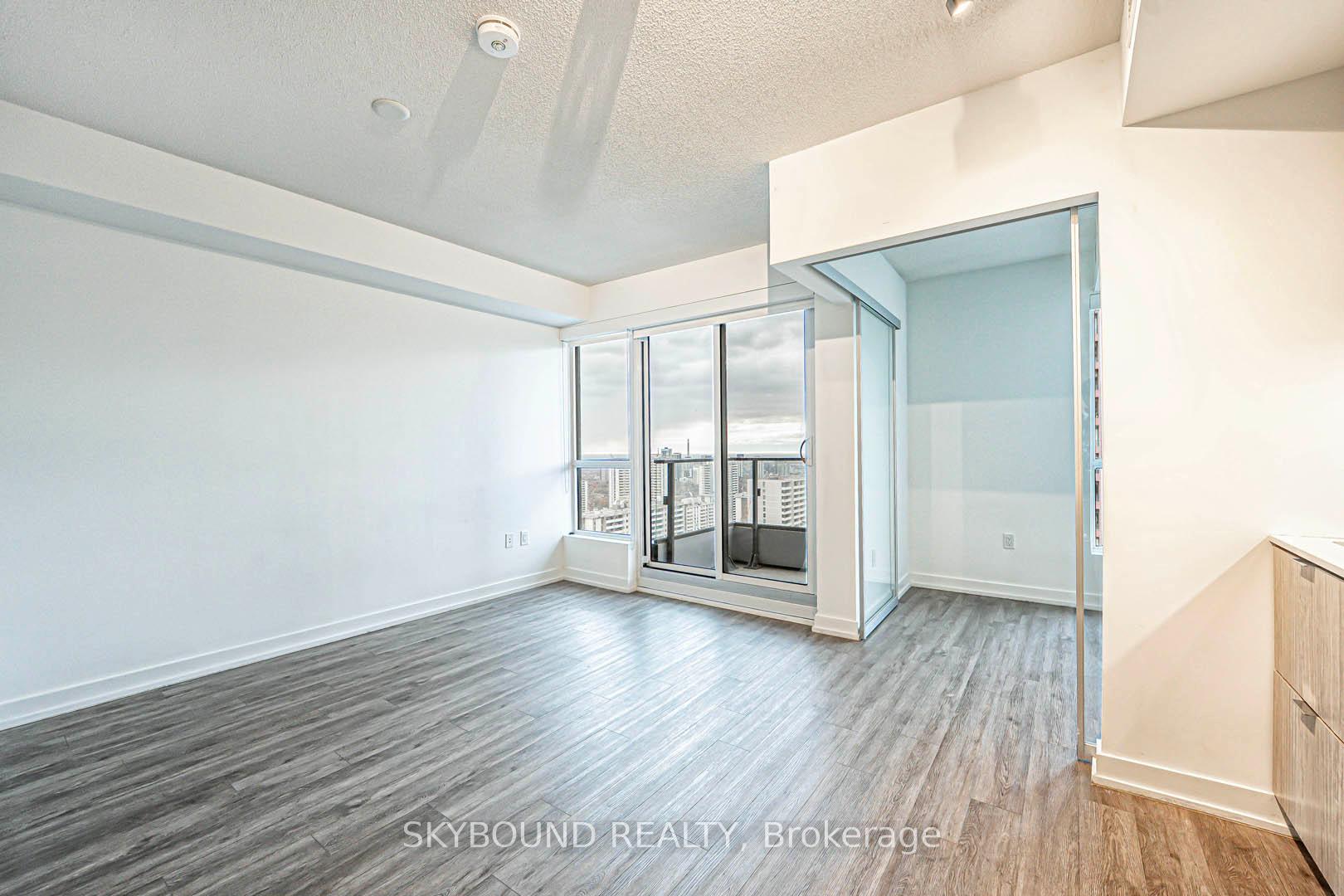 Photo 5 of Unit 2901, 395 Bloor Street E, Toronto, North St. James Town — HOMEH