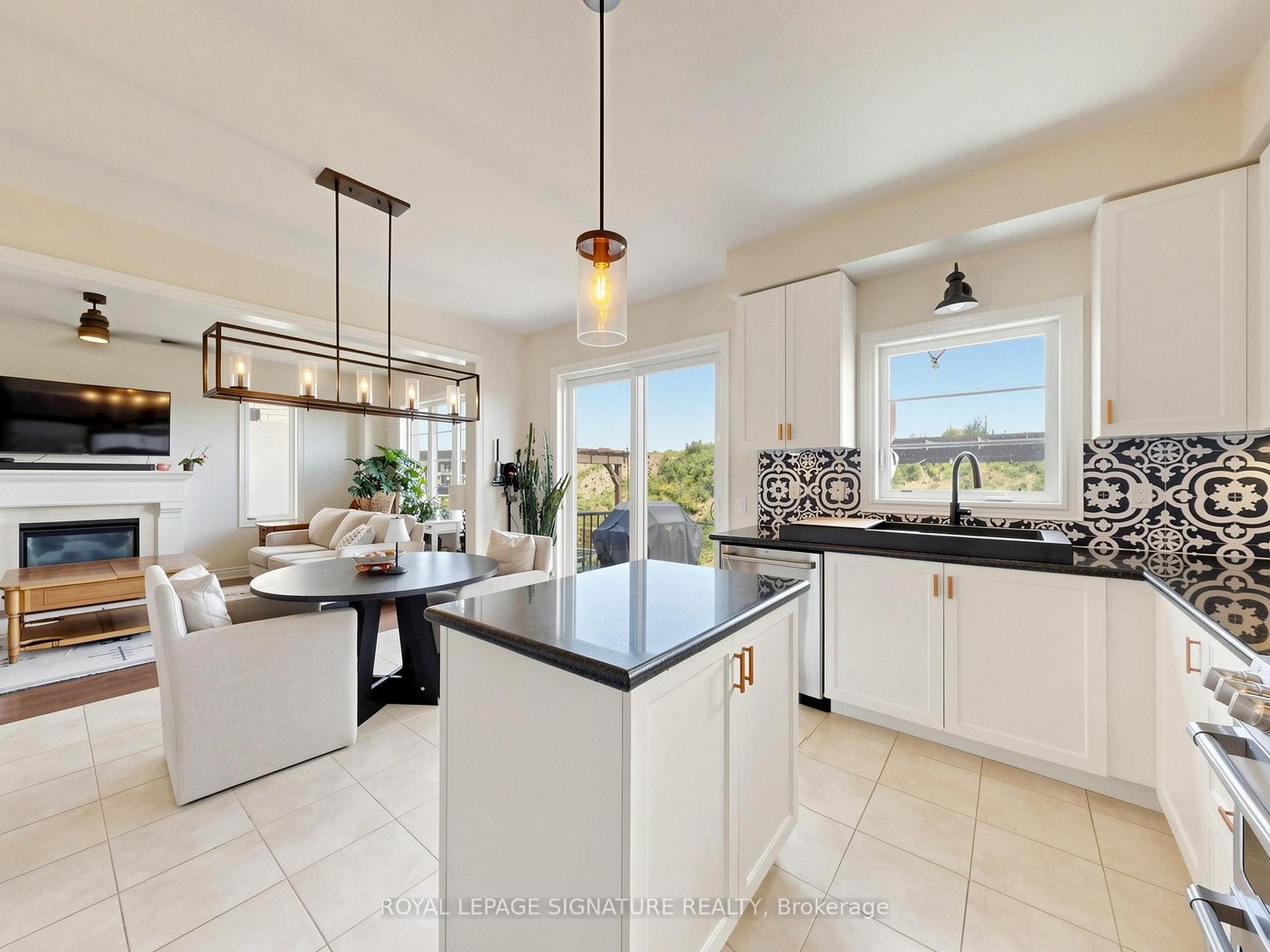 Photo 12 of 47 Dotchson Avenue, Caledon, Rural Caledon — HOMEH