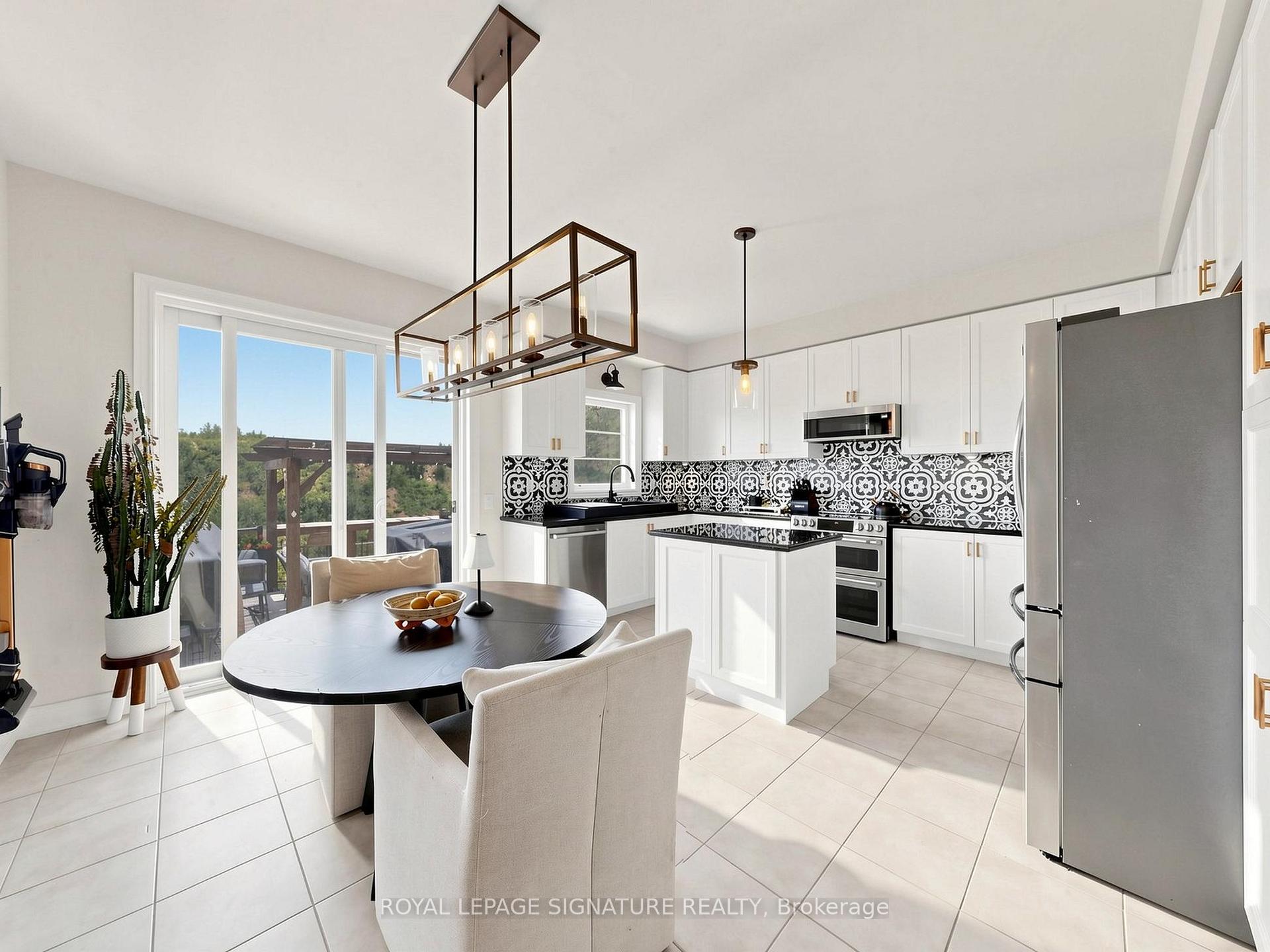 Photo 15 of 47 Dotchson Avenue, Caledon, Rural Caledon — HOMEH