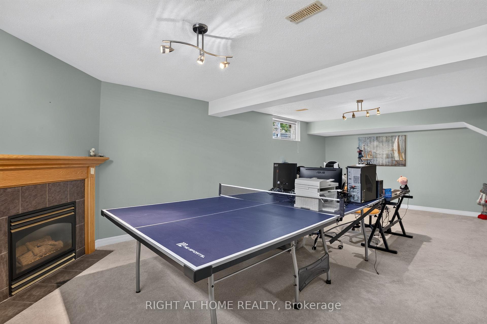 Photo 35 of 26 Evanshen Crescent, Ottawa, Kanata - Kanata Lakes/Heritage Hills — HOMEH