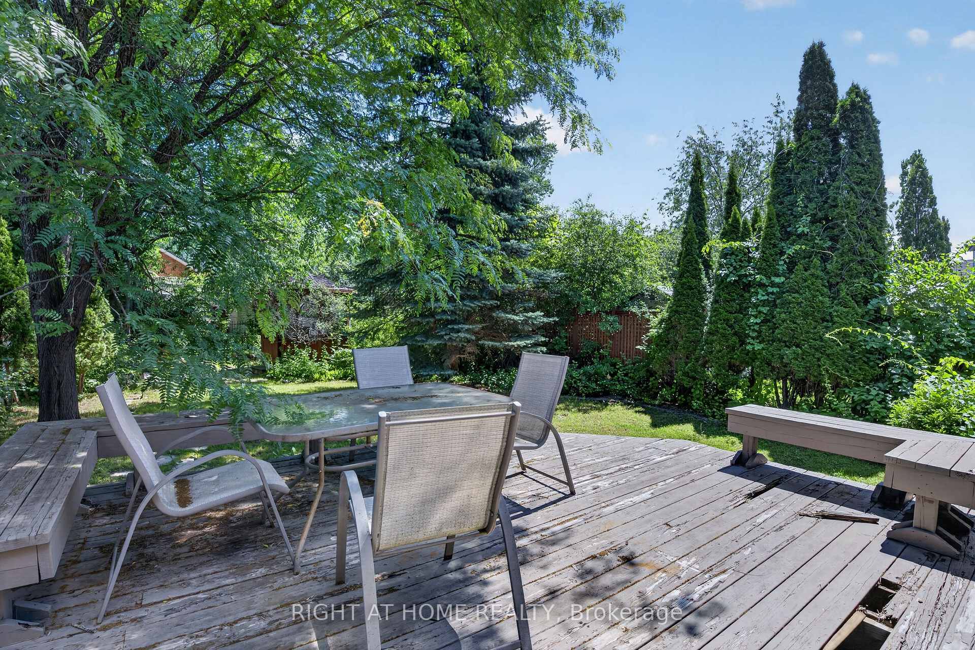 Photo 36 of 26 Evanshen Crescent, Ottawa, Kanata - Kanata Lakes/Heritage Hills — HOMEH