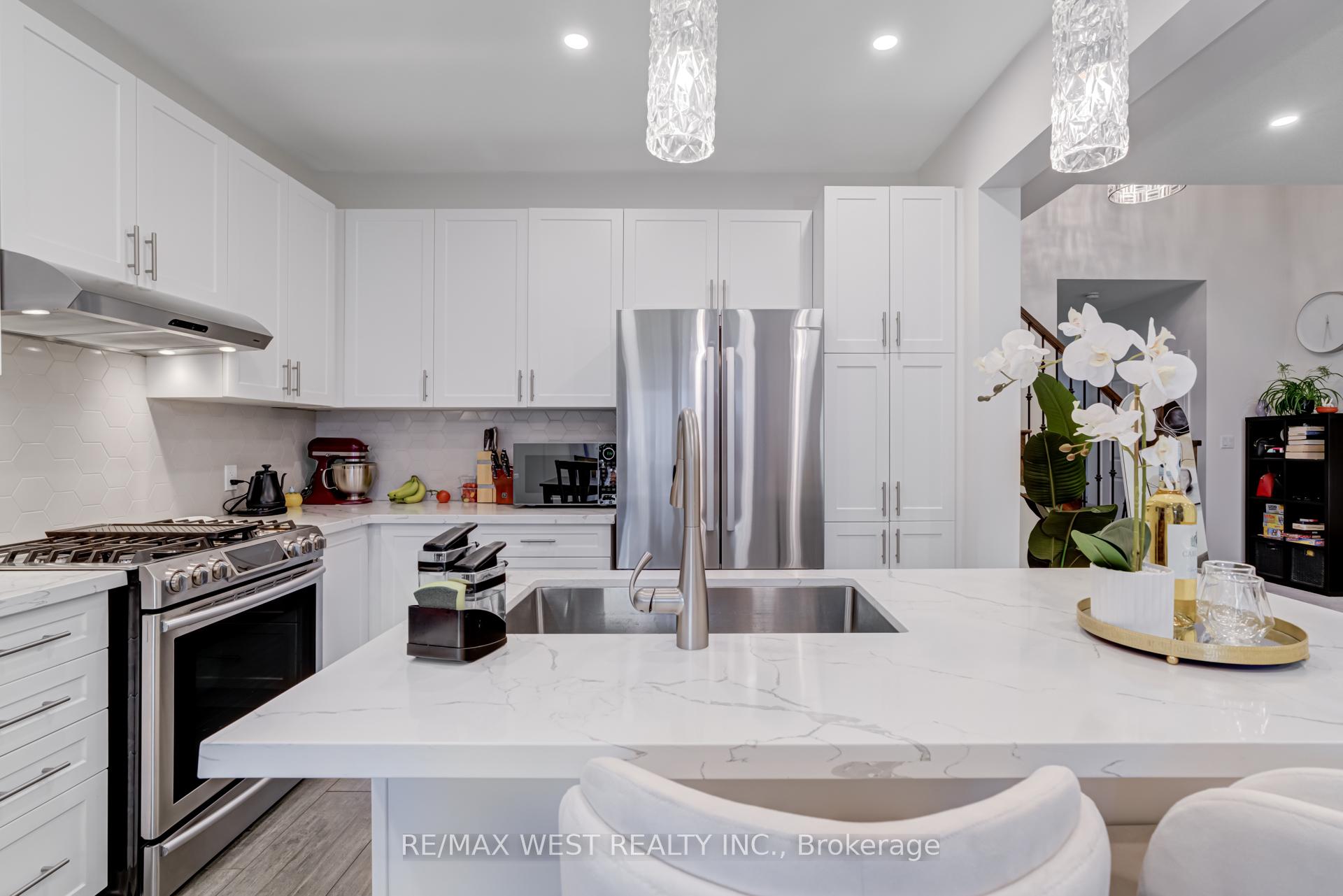 Photo 15 of 270 Dalgleish Trail, Hamilton, Stoney Creek — HOMEH