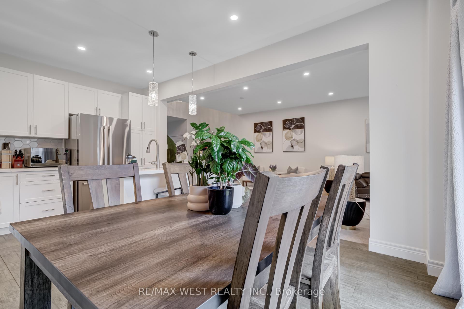 Photo 18 of 270 Dalgleish Trail, Hamilton, Stoney Creek — HOMEH