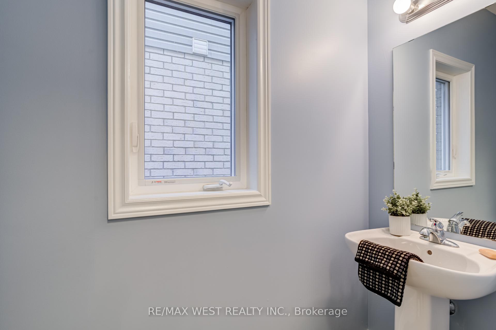 Photo 20 of 270 Dalgleish Trail, Hamilton, Stoney Creek — HOMEH