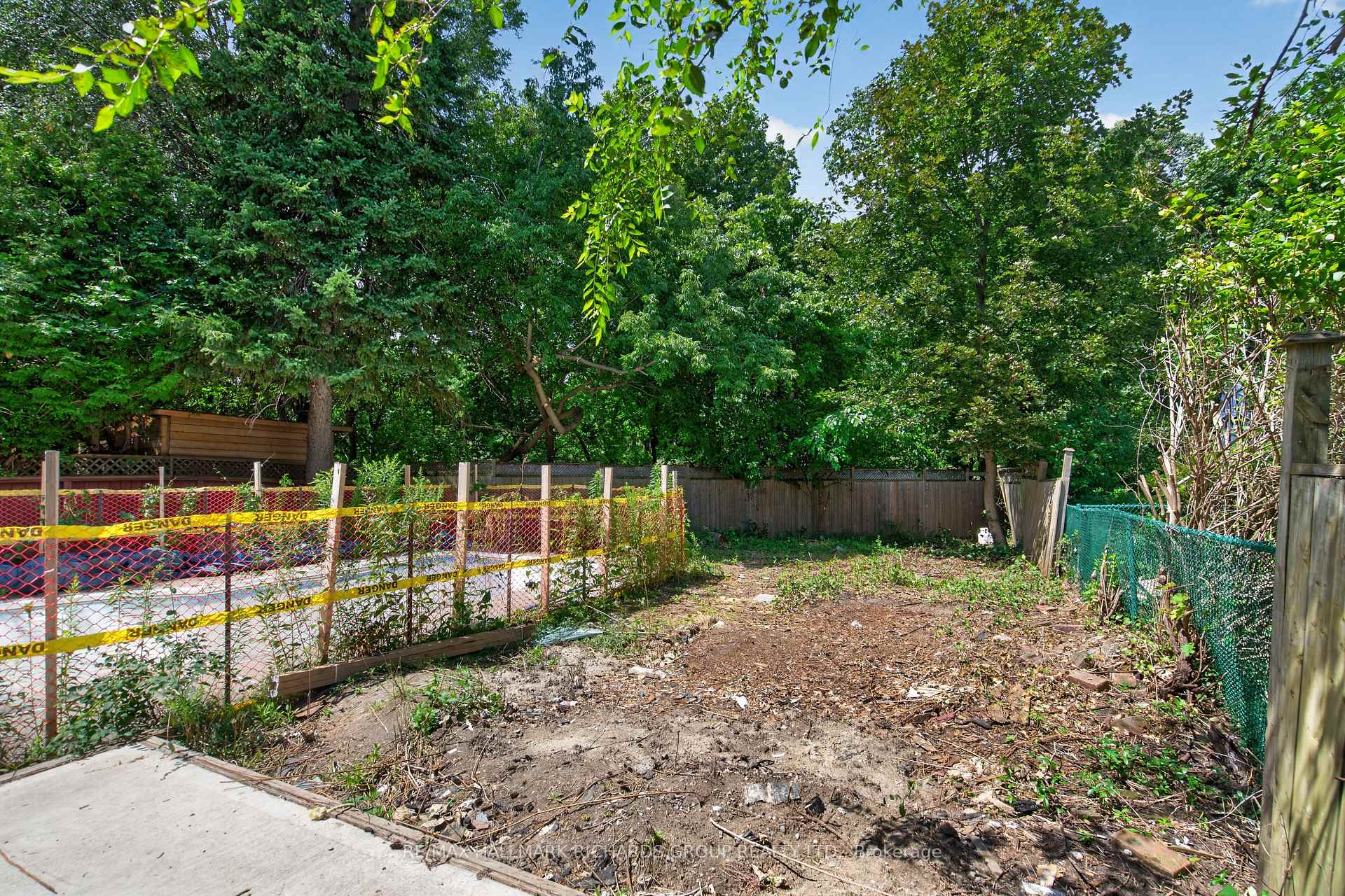 Photo 8 of 98 Ferris Road, Toronto, O'Connor-Parkview — HOMEH