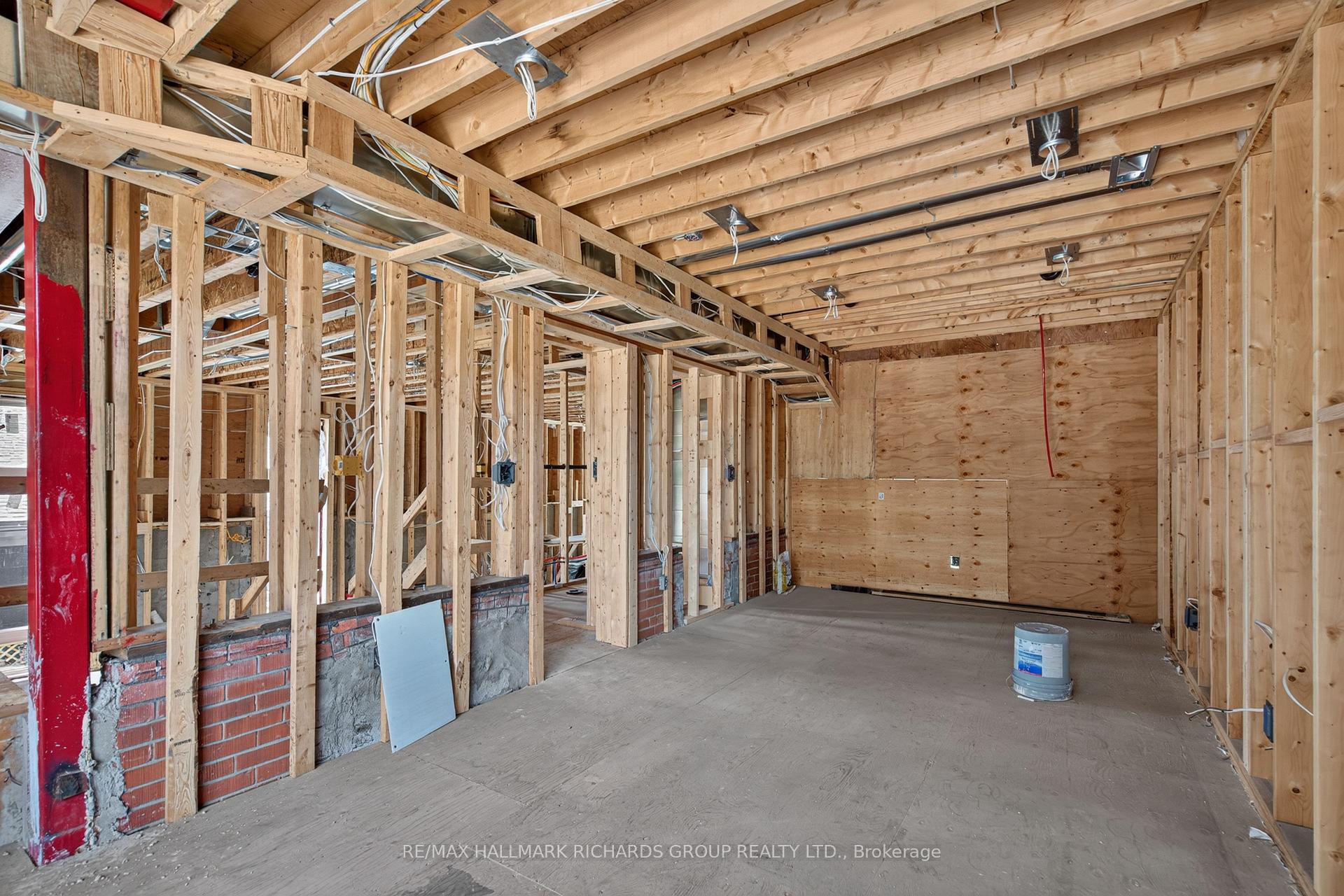 Photo 22 of 98 Ferris Road, Toronto, O'Connor-Parkview — HOMEH