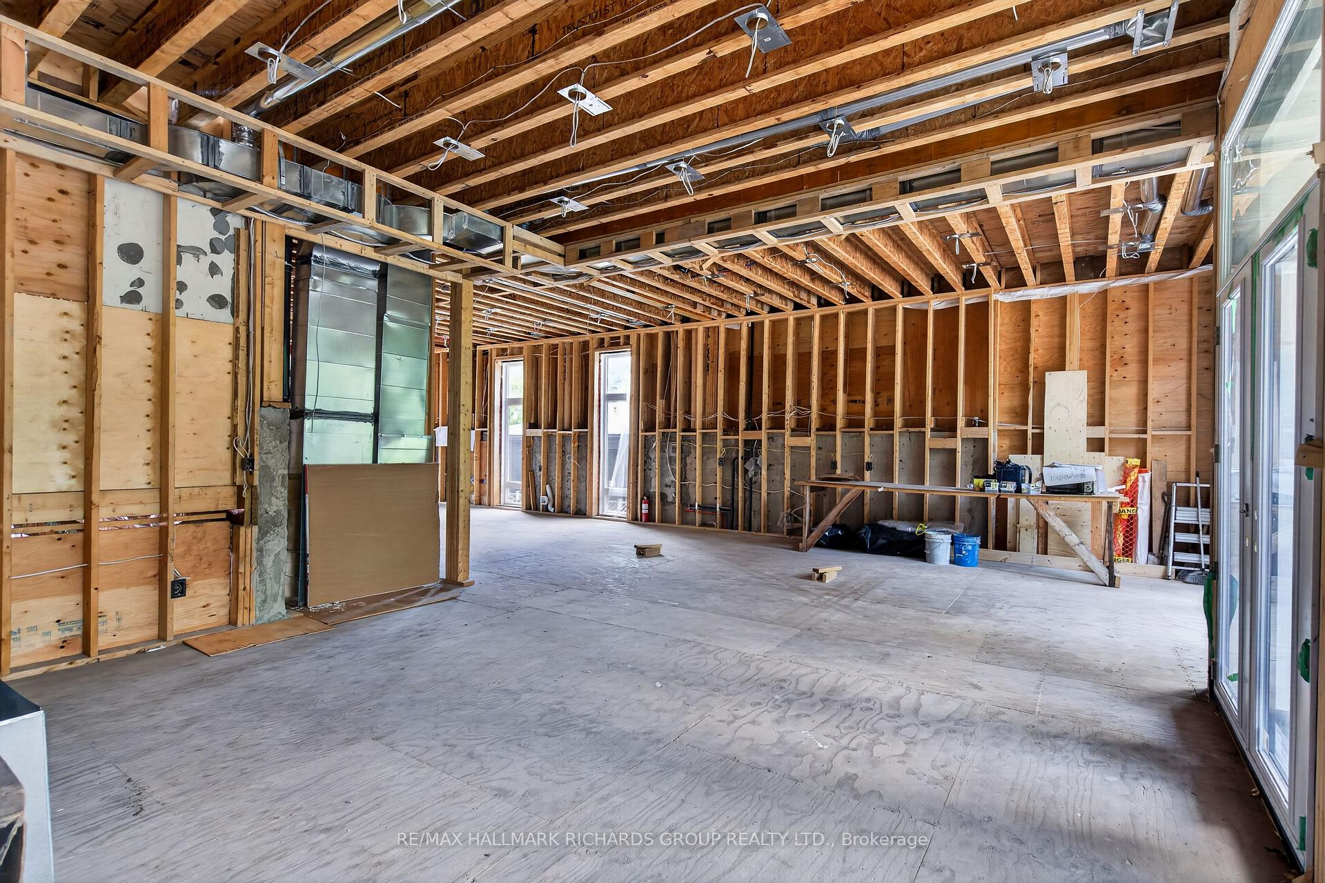 Photo 32 of 98 Ferris Road, Toronto, O'Connor-Parkview — HOMEH
