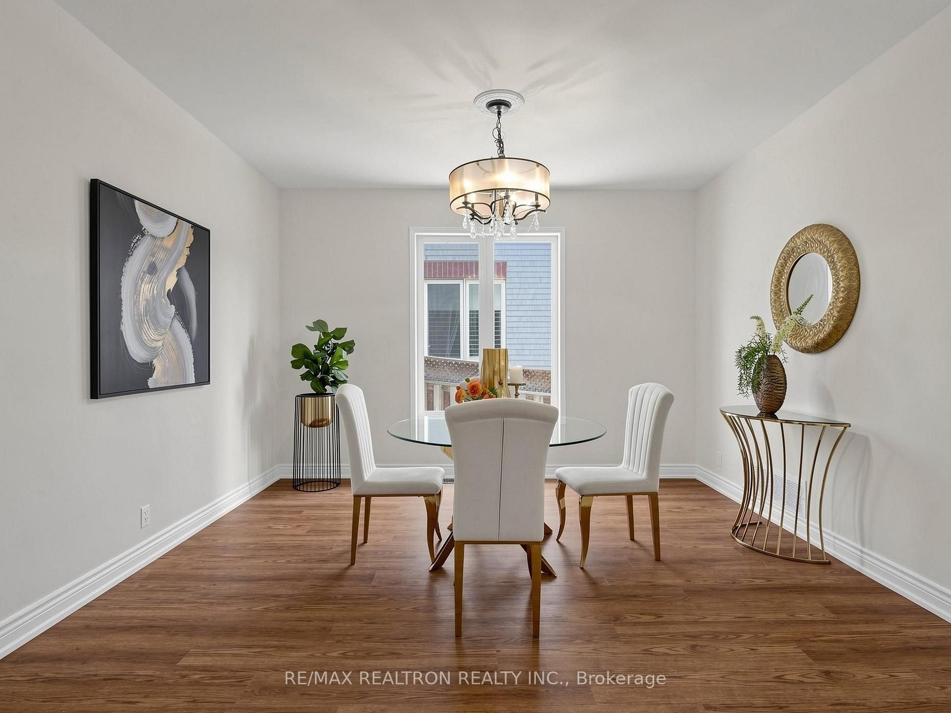 Photo 7 of 133 Russell Jarvis Drive, Markham, Legacy — HOMEH