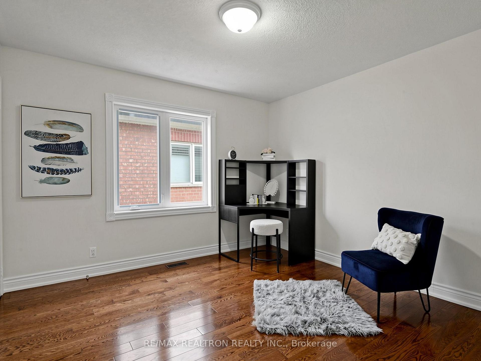 Photo 30 of 133 Russell Jarvis Drive, Markham, Legacy — HOMEH