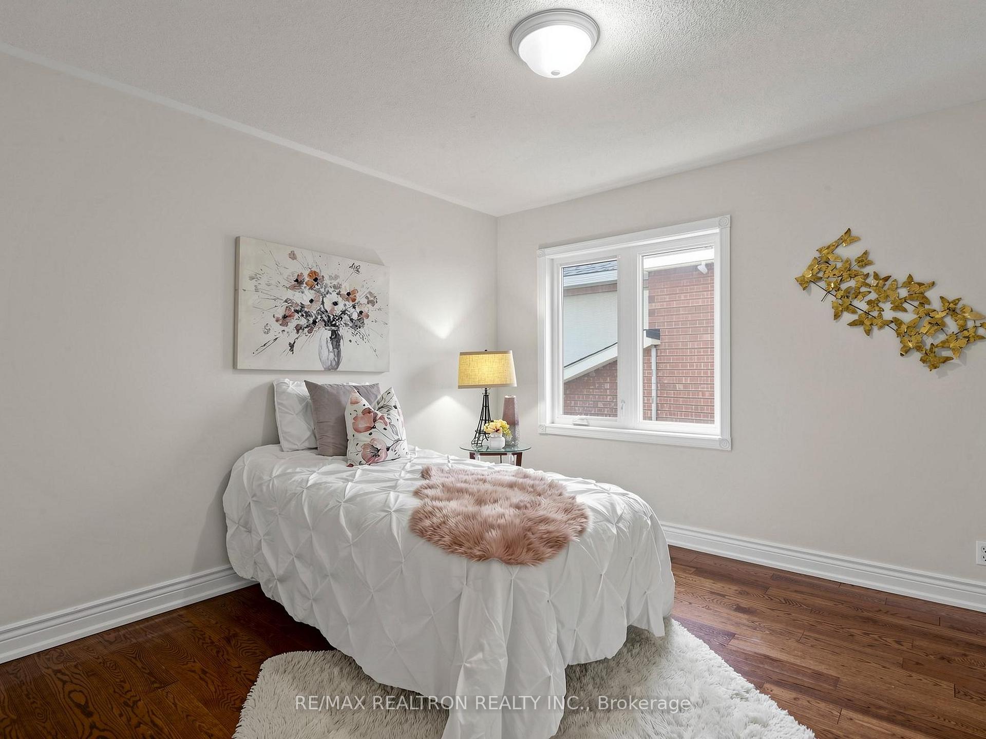 Photo 31 of 133 Russell Jarvis Drive, Markham, Legacy — HOMEH