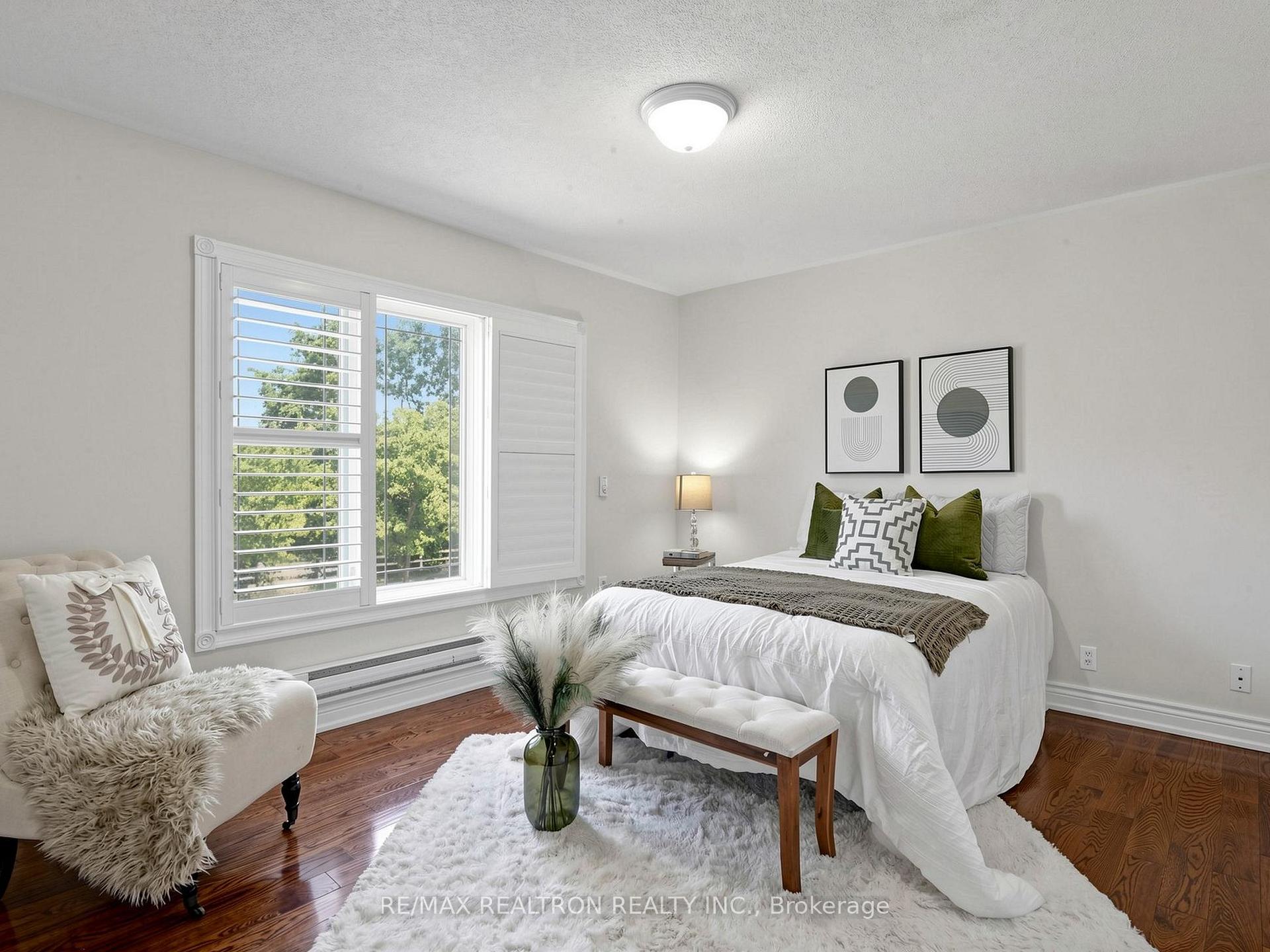 Photo 33 of 133 Russell Jarvis Drive, Markham, Legacy — HOMEH