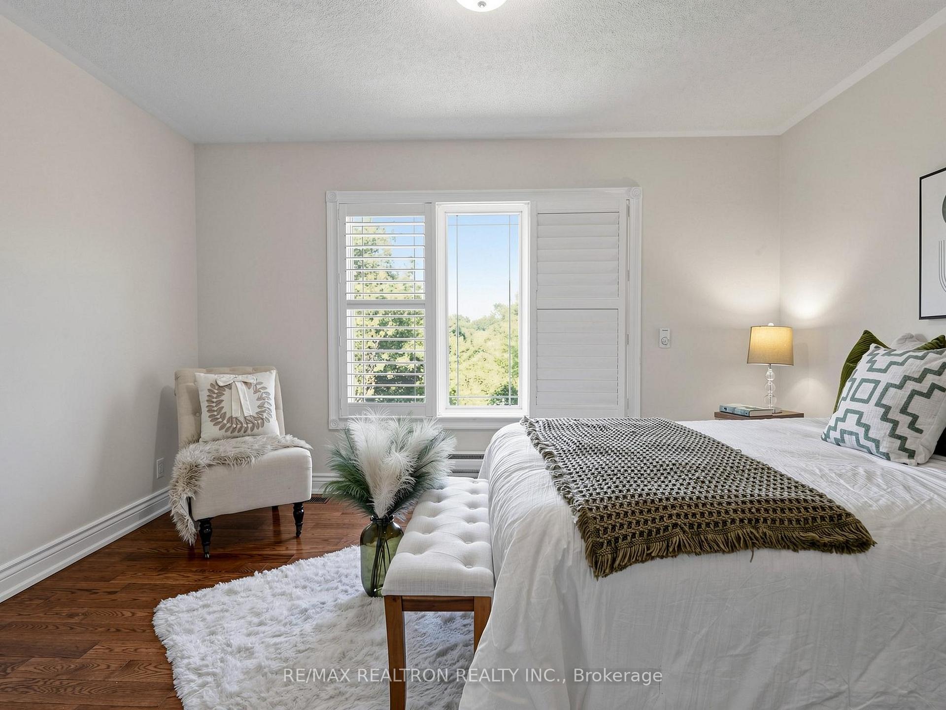 Photo 34 of 133 Russell Jarvis Drive, Markham, Legacy — HOMEH