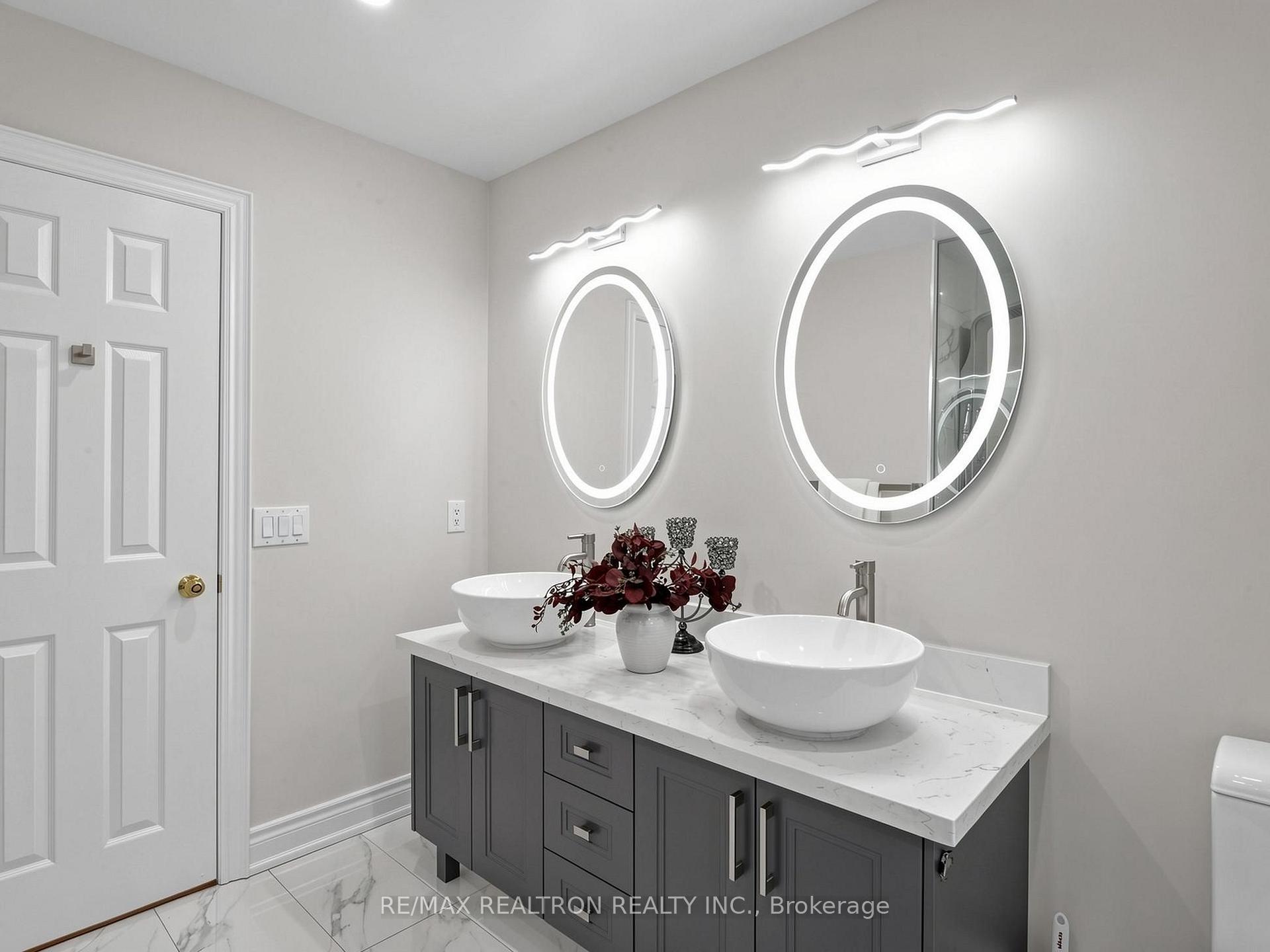 Photo 36 of 133 Russell Jarvis Drive, Markham, Legacy — HOMEH