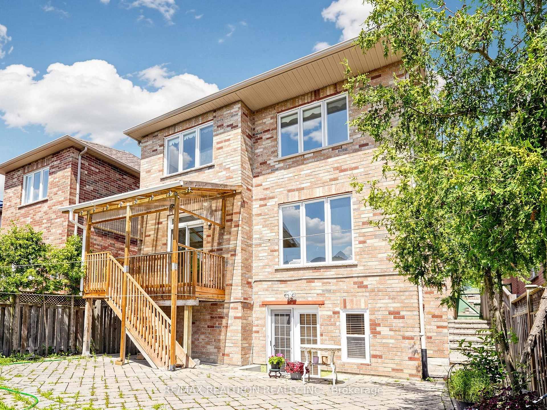 Photo 48 of 133 Russell Jarvis Drive, Markham, Legacy — HOMEH
