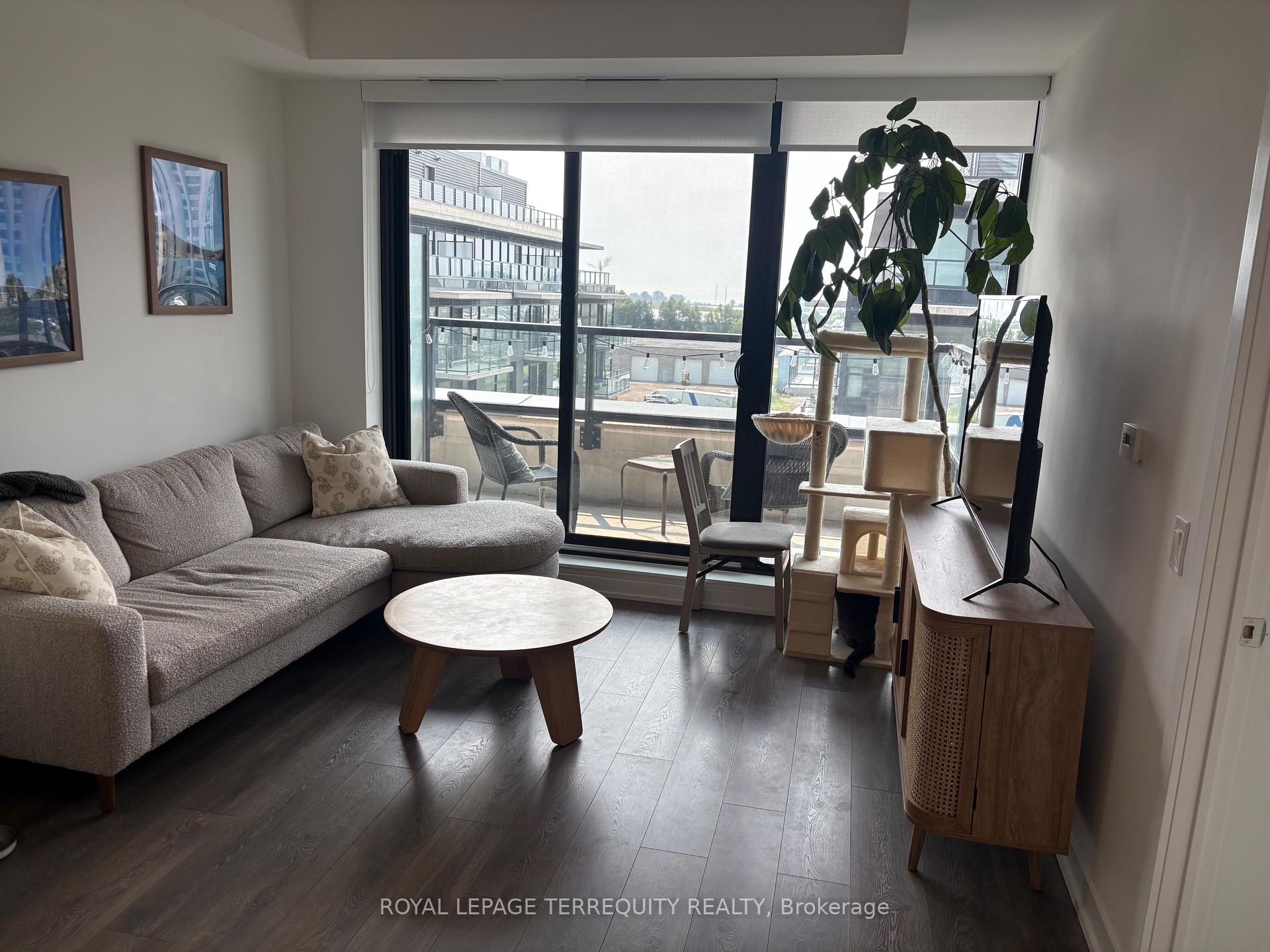 Photo 2 of Unit 406, 1606 Charles Street, Whitby, Port Whitby — HOMEH