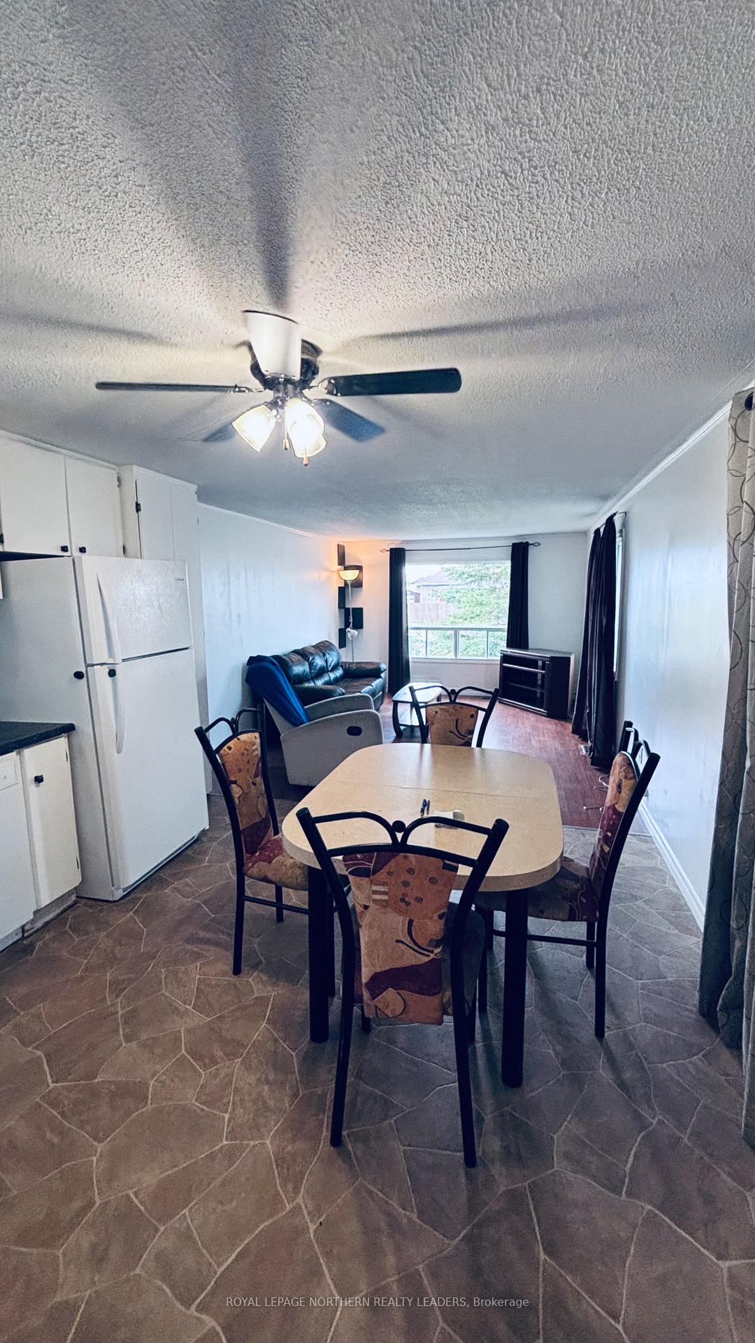 Photo 11 of 15 Star Street, Cochrane — HOMEH