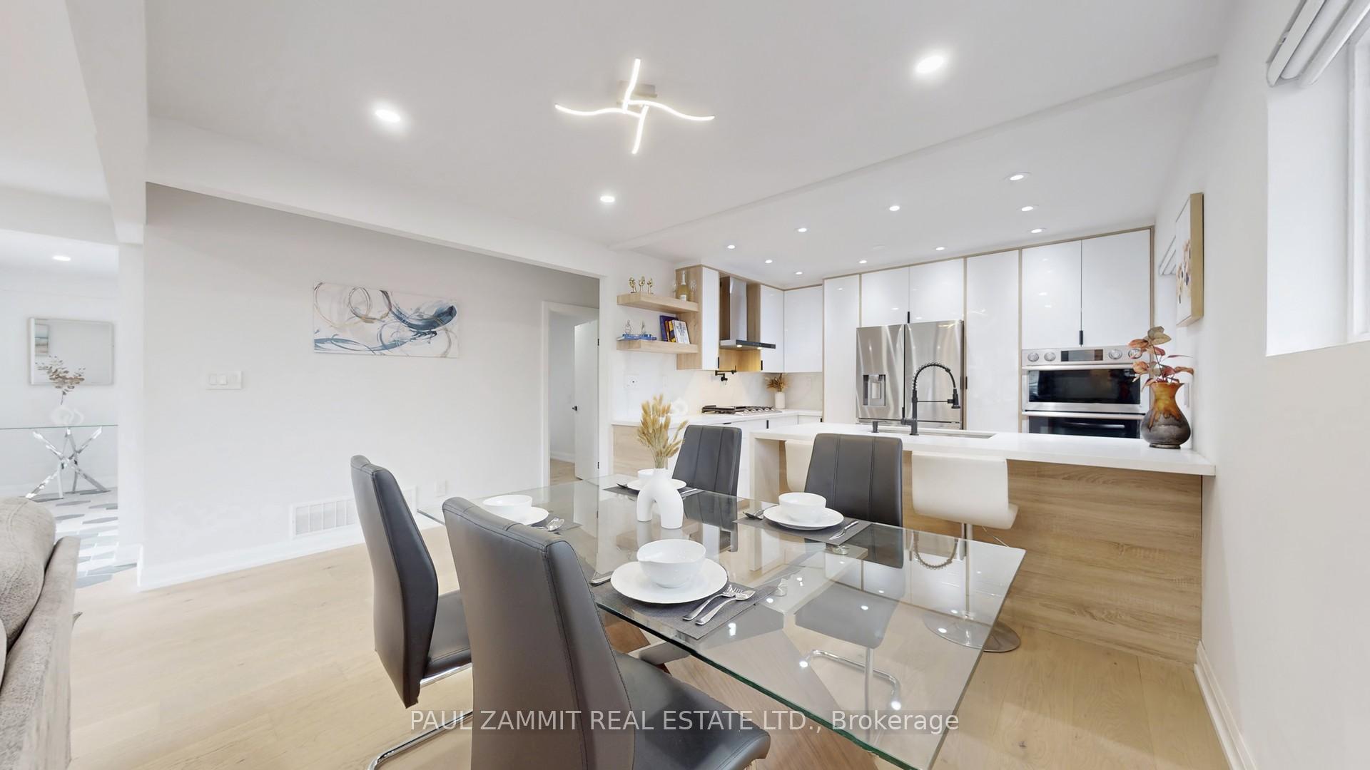 Photo 7 of 31 Henderson Avenue, Markham, Grandview — HOMEH