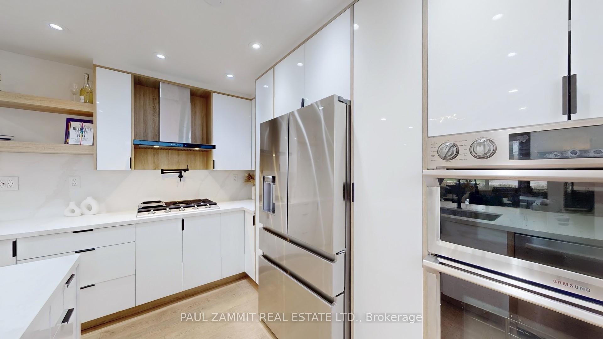 Photo 11 of 31 Henderson Avenue, Markham, Grandview — HOMEH