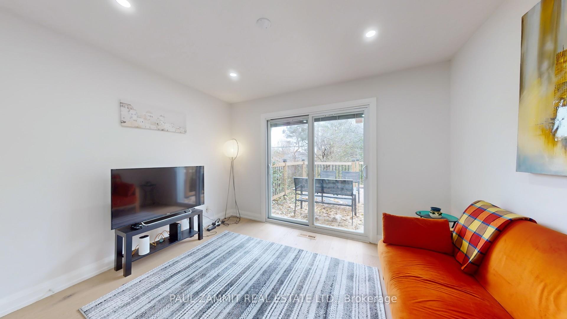 Photo 19 of 31 Henderson Avenue, Markham, Grandview — HOMEH