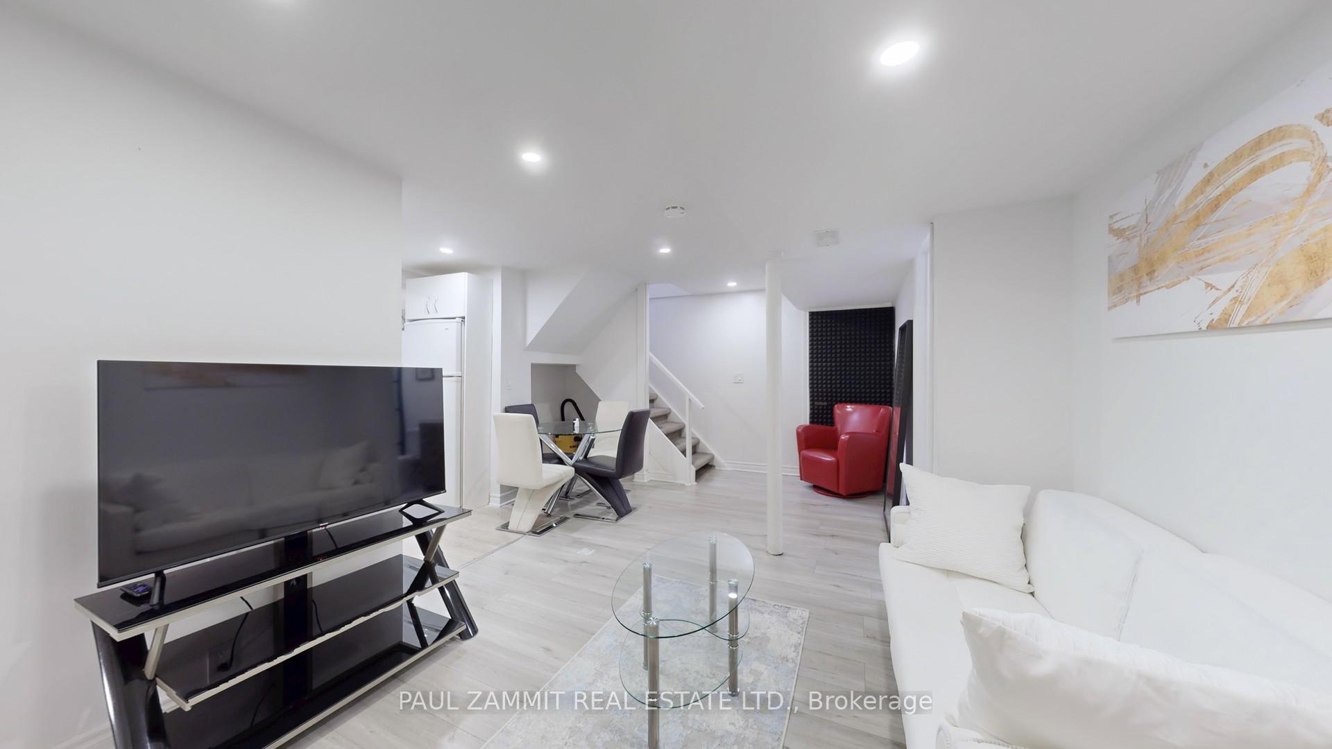 Photo 29 of 31 Henderson Avenue, Markham, Grandview — HOMEH