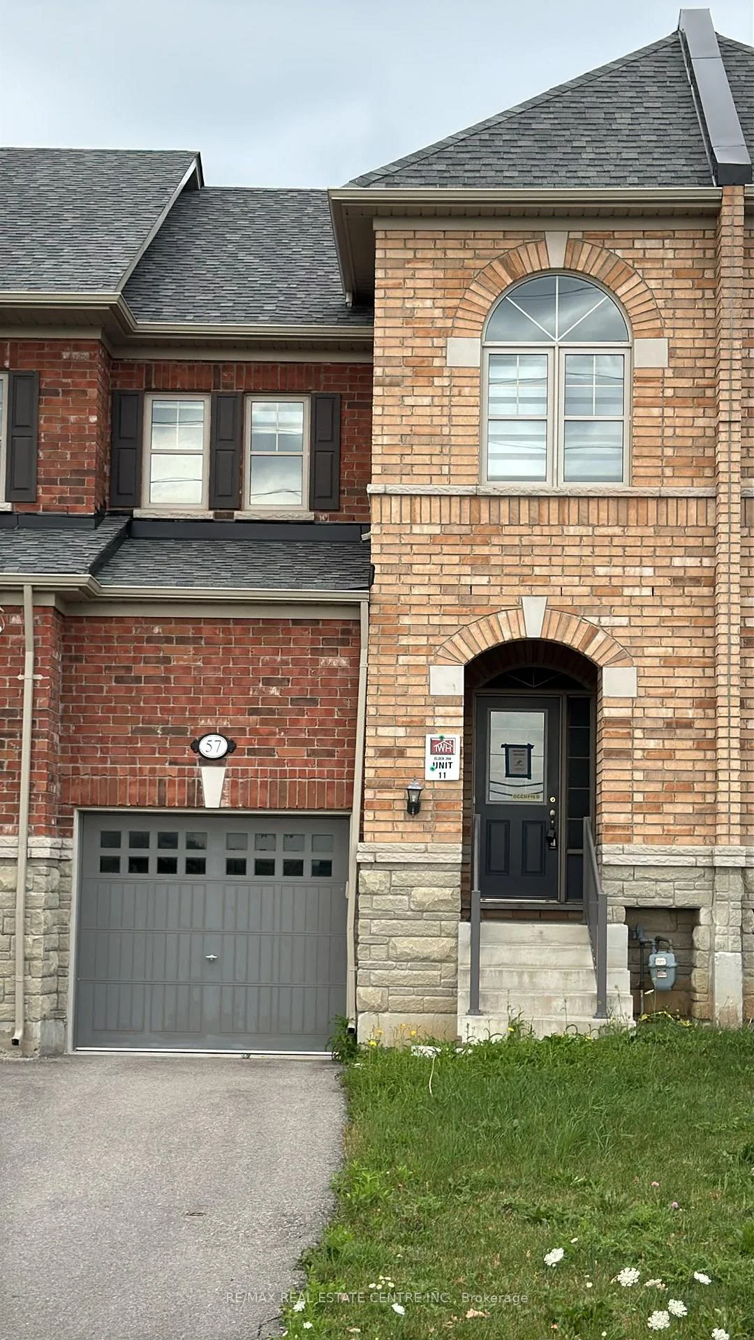 Photo 3 of 57 Benhurst Crescent, Brampton, Northwest Brampton — HOMEH