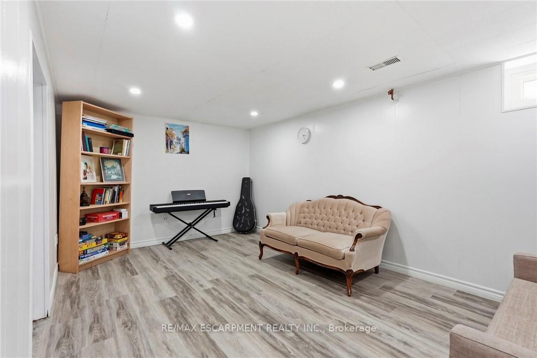 Photo 27 of Unit 16, 1420 Garth Street, Hamilton, Falkirk — HOMEH