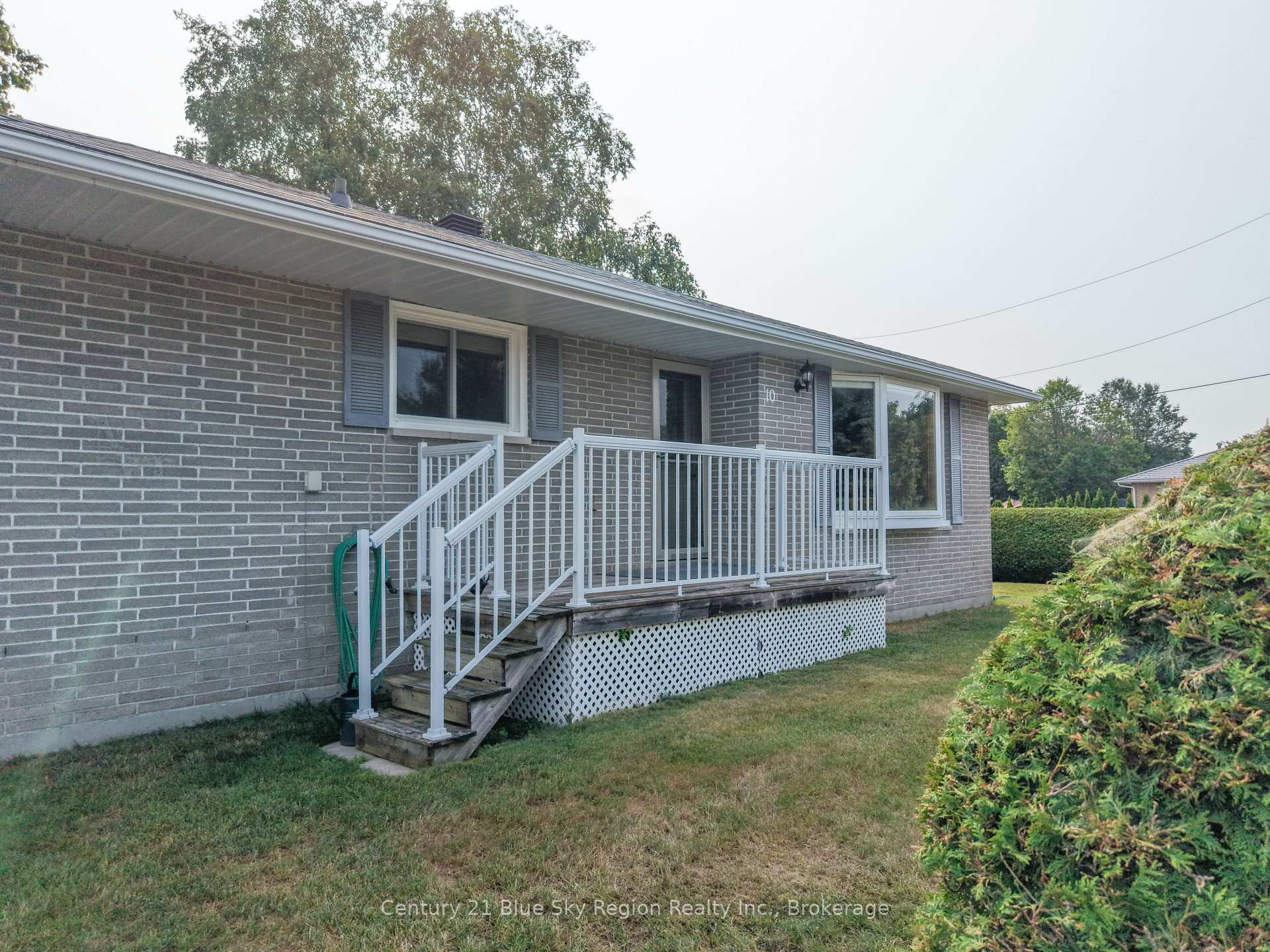 Photo 6 of 10 Strathcona Drive, North Bay, Ferris — HOMEH