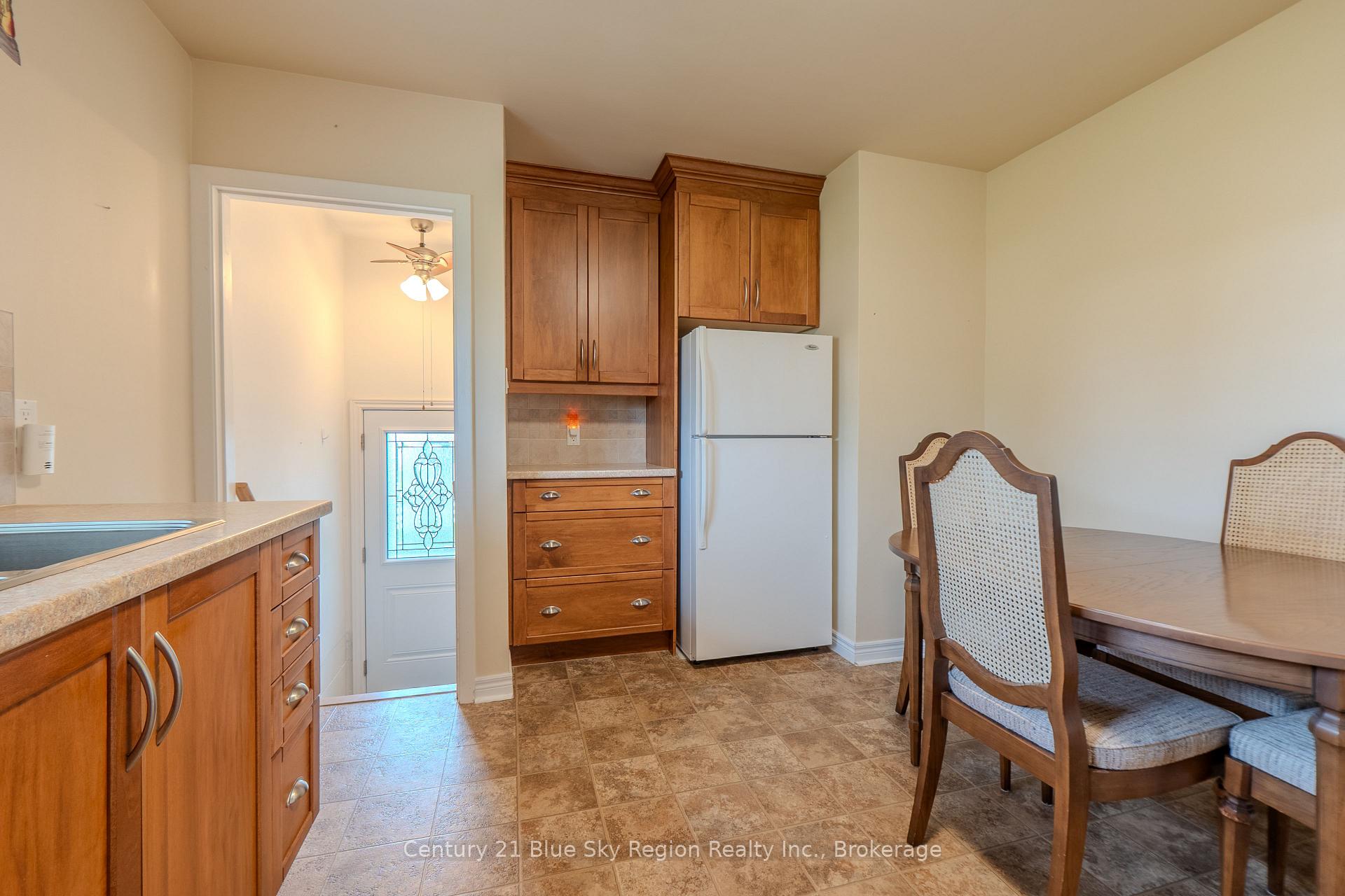Photo 13 of 10 Strathcona Drive, North Bay, Ferris — HOMEH