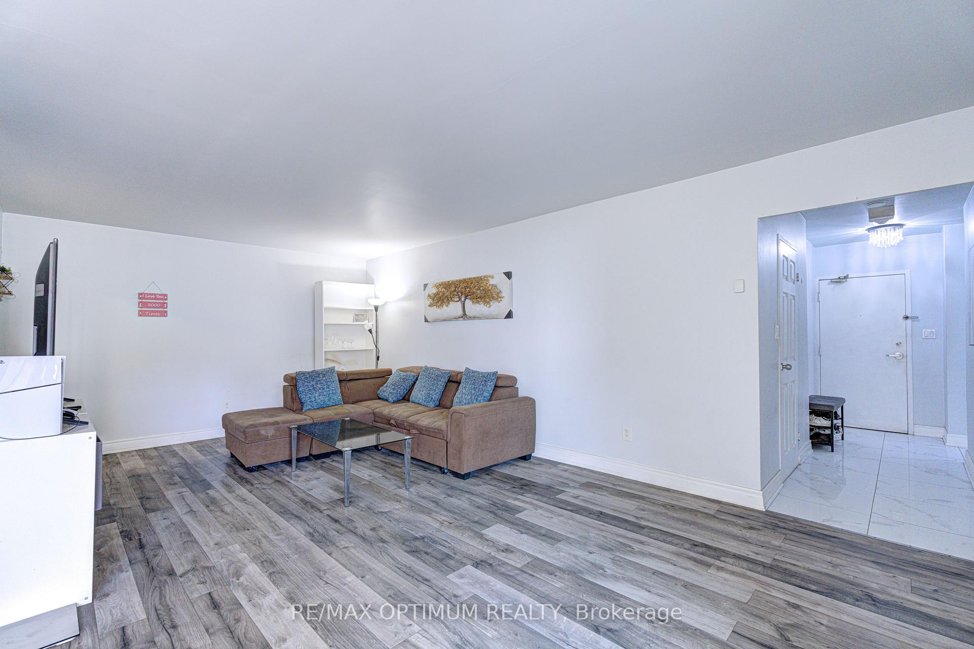 Photo 10 of Unit 2110, 5 Massey Square, Toronto, Crescent Town — HOMEH